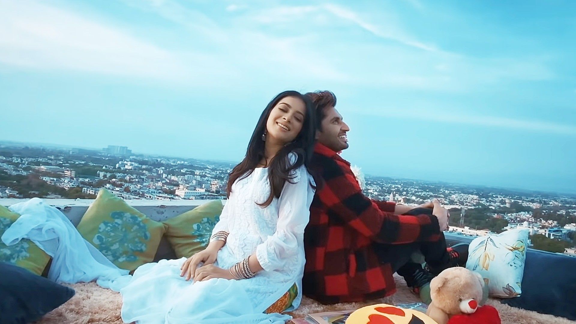 Indian Couple Desktop Wallpaper 53095 .baltana.com