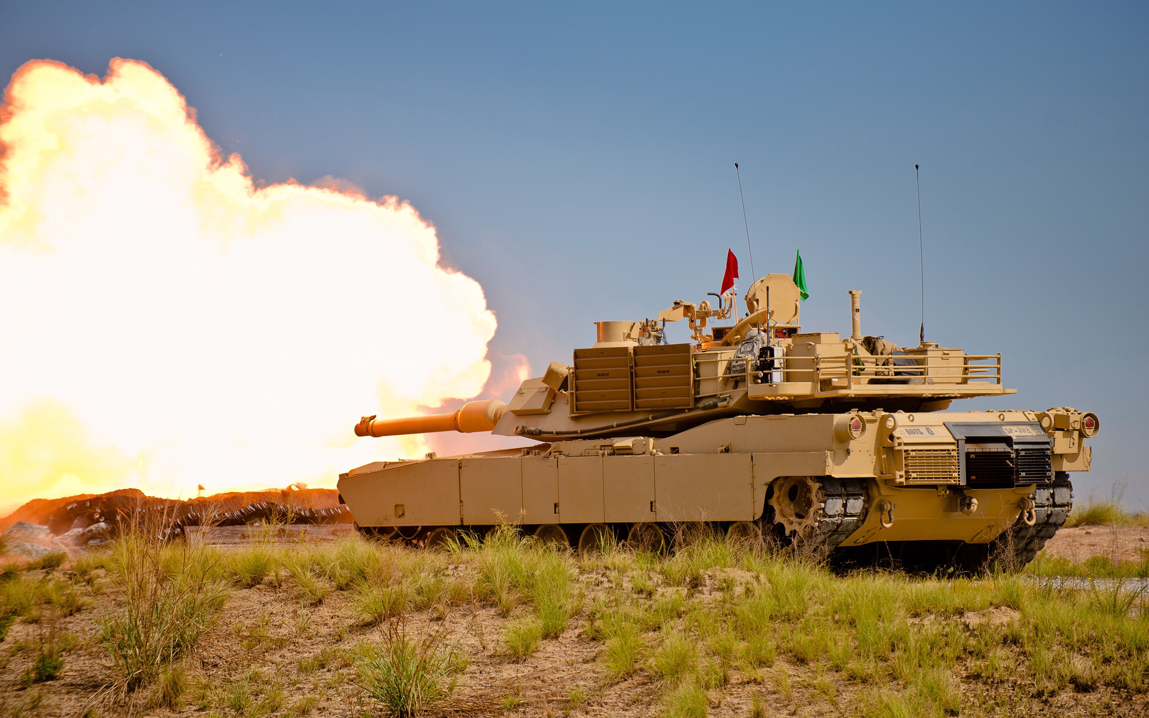 image Tanks Firing M1A2(SEP) flame .1zoom.me