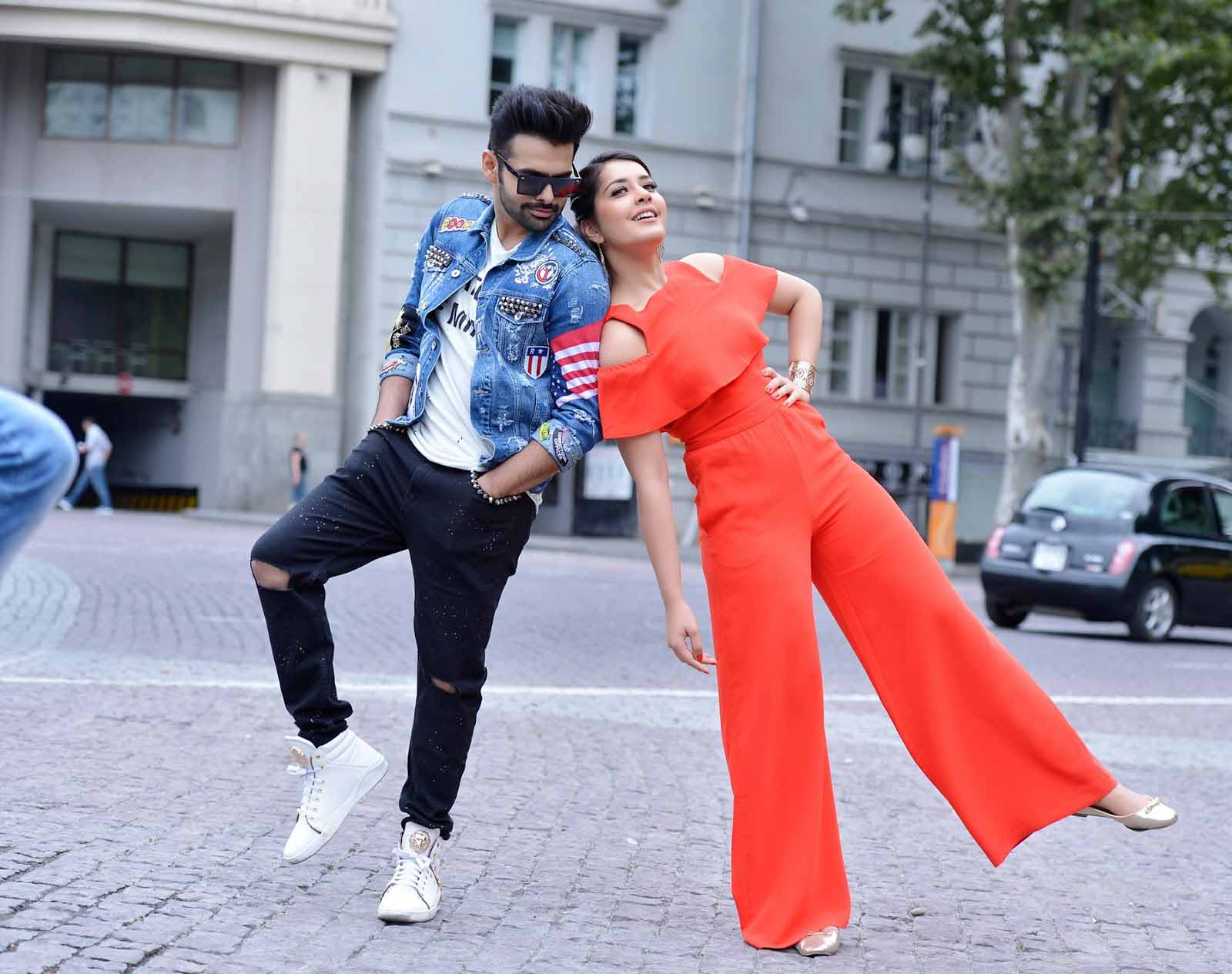 Hyper Movie Pictureatozpicture.com