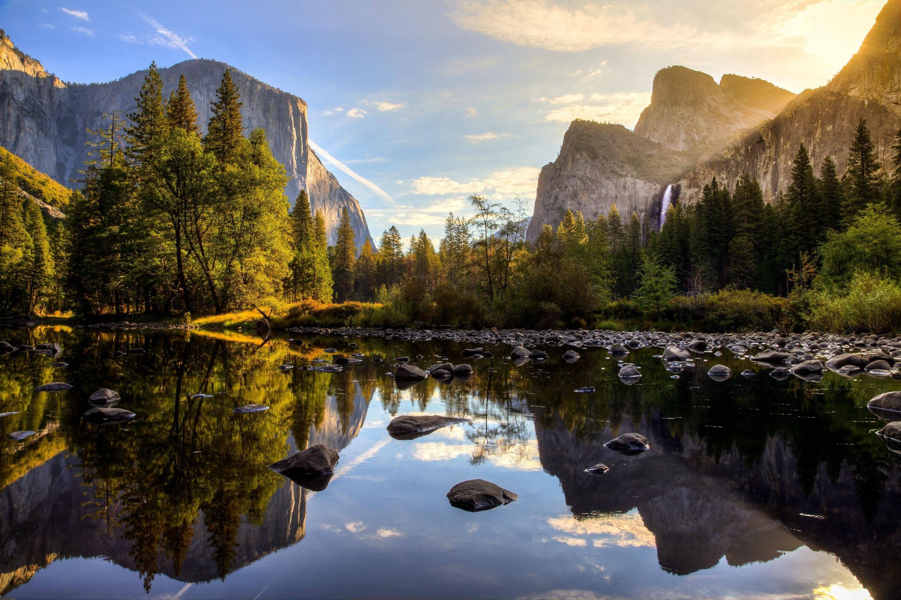 Sunrise on Yosemite Valley HD wallpaper