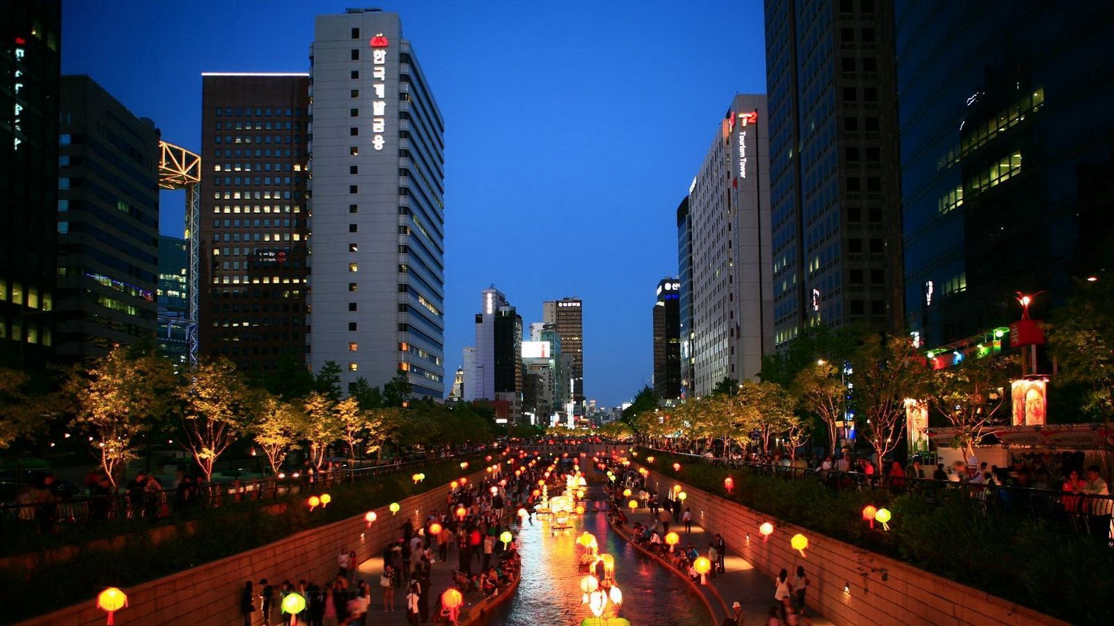 Download wallpaper 1600x900 korea, asia, seoul, south korea, night, city, lights city widescreen 16:9 HD background