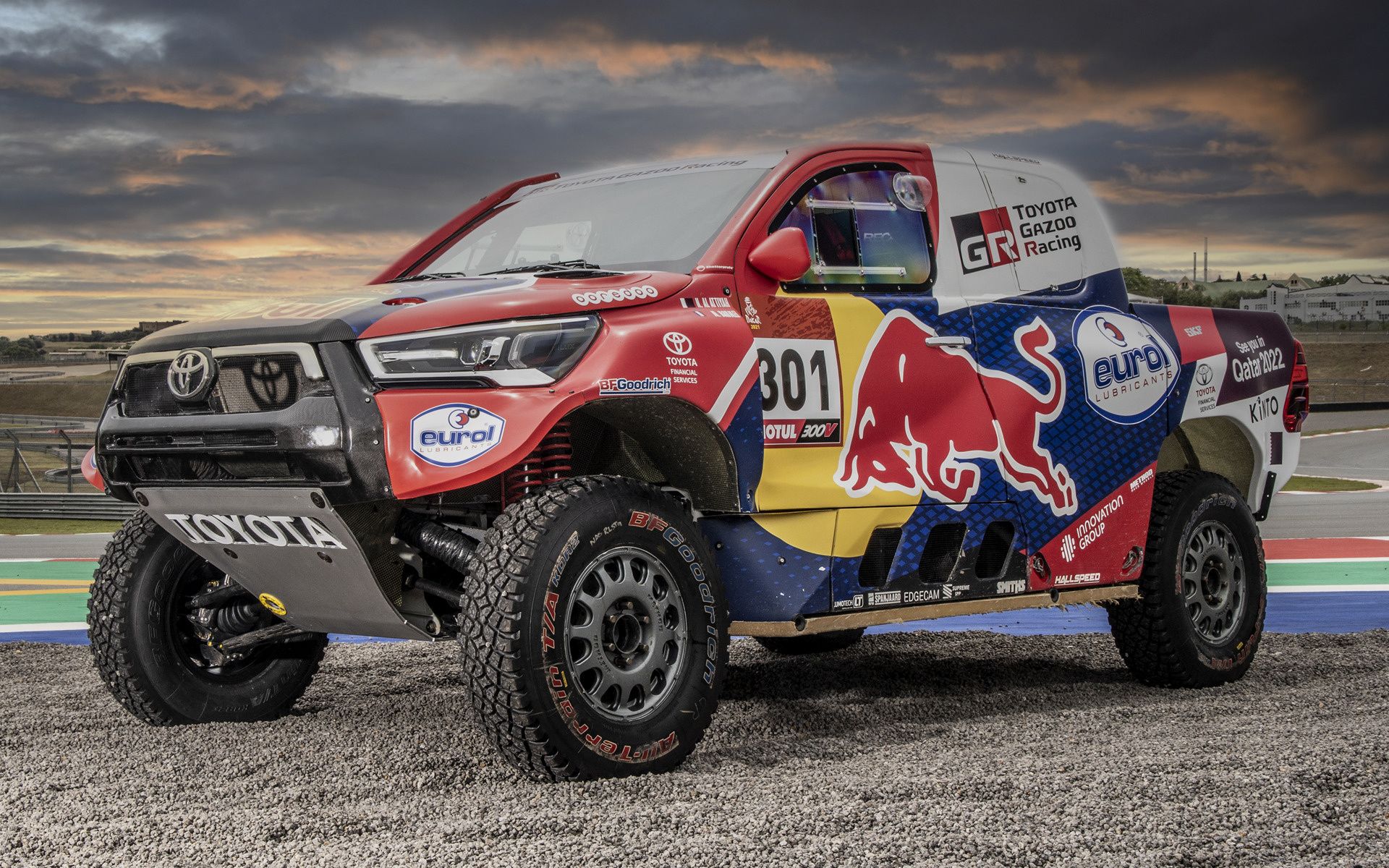 Toyota Hilux Rally Dakar and HD Image