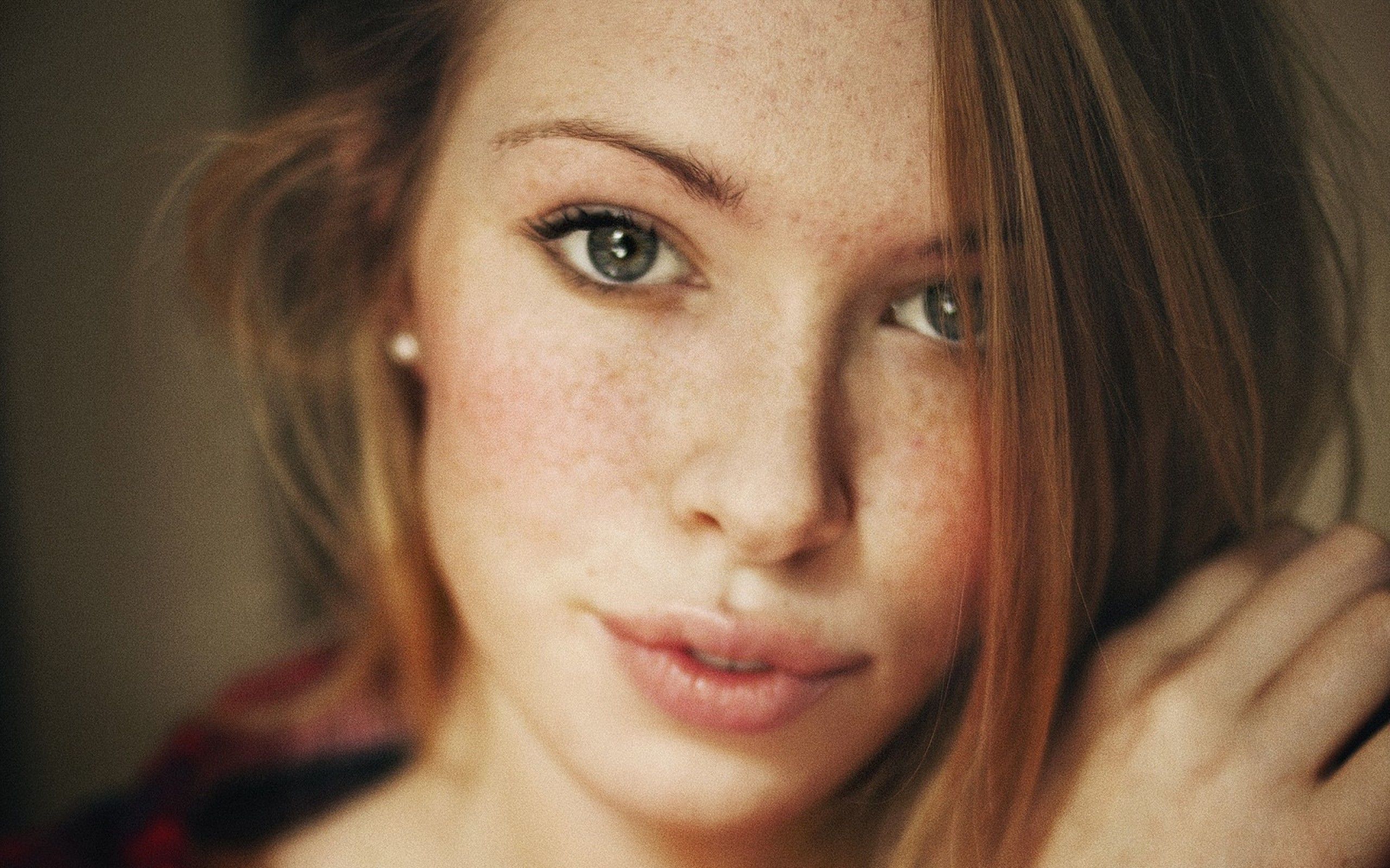 Green Eyes Freckle Face