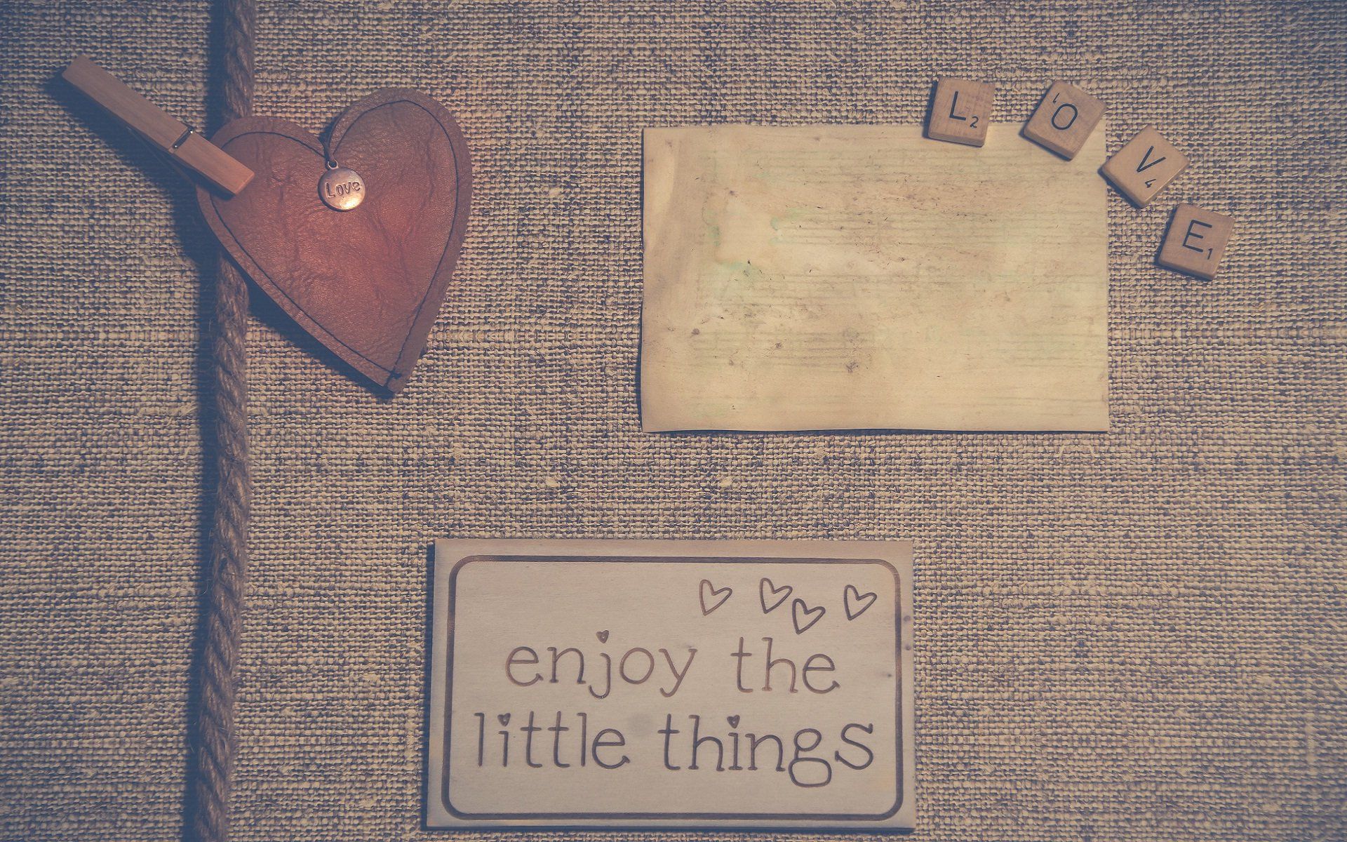 Enjoy The Little Things Of Love Quote HD Wallpaper