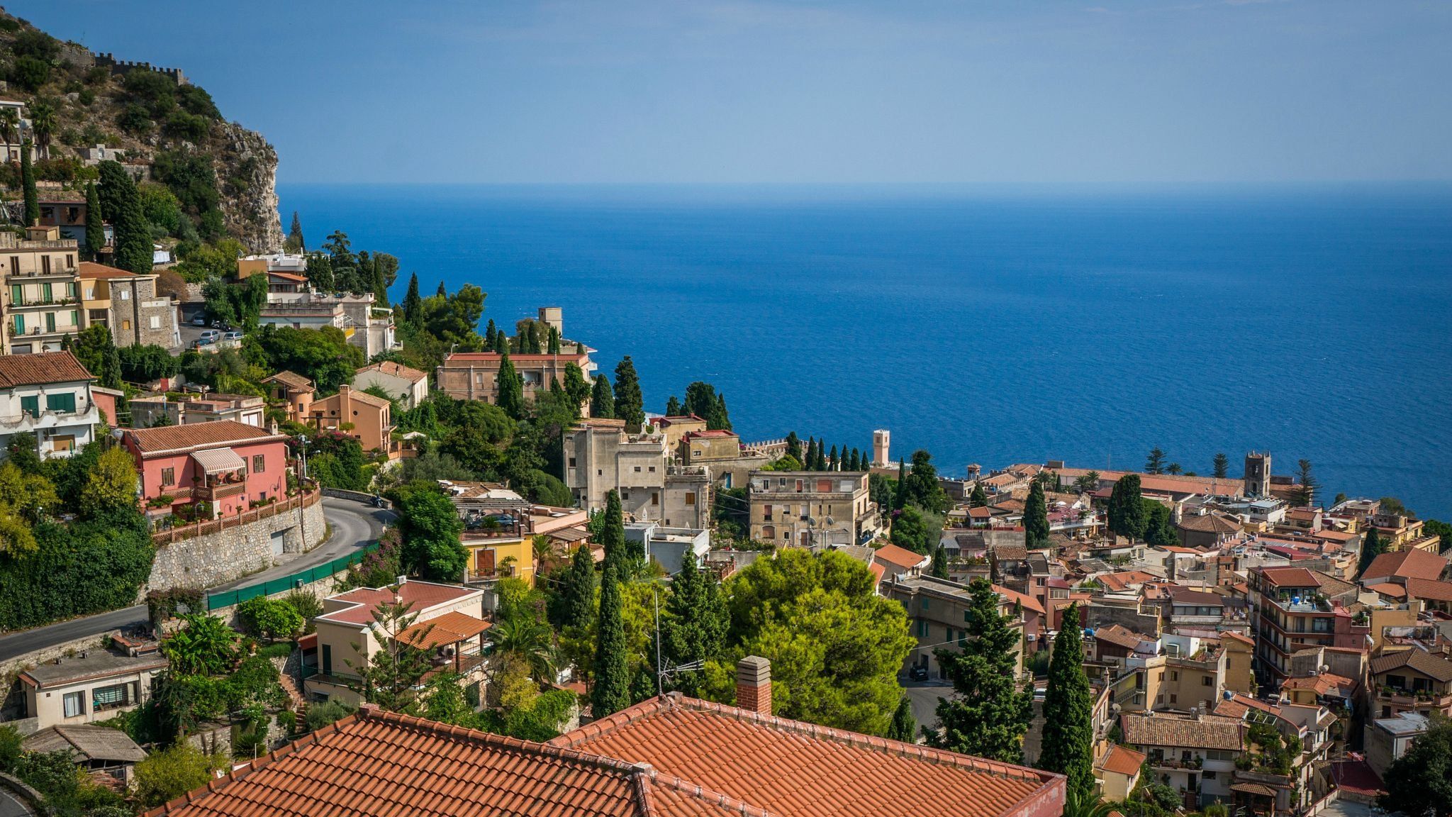 Taormina 4K wallpaper for your desktop or mobile screen free and easy to download