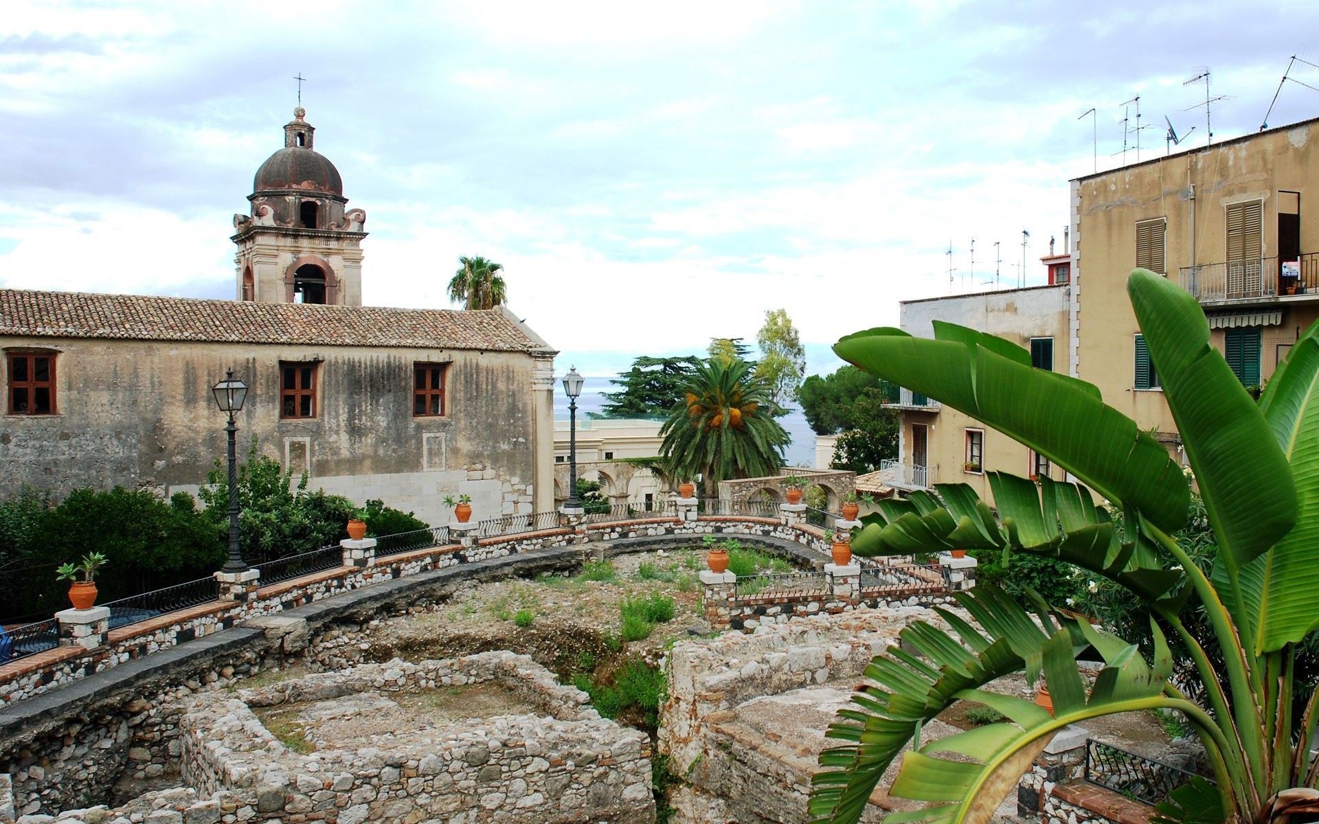 Taormina Sicily Italy HD Wallpaper. Taormina sicily italy, Taormina sicily, Sicily italy