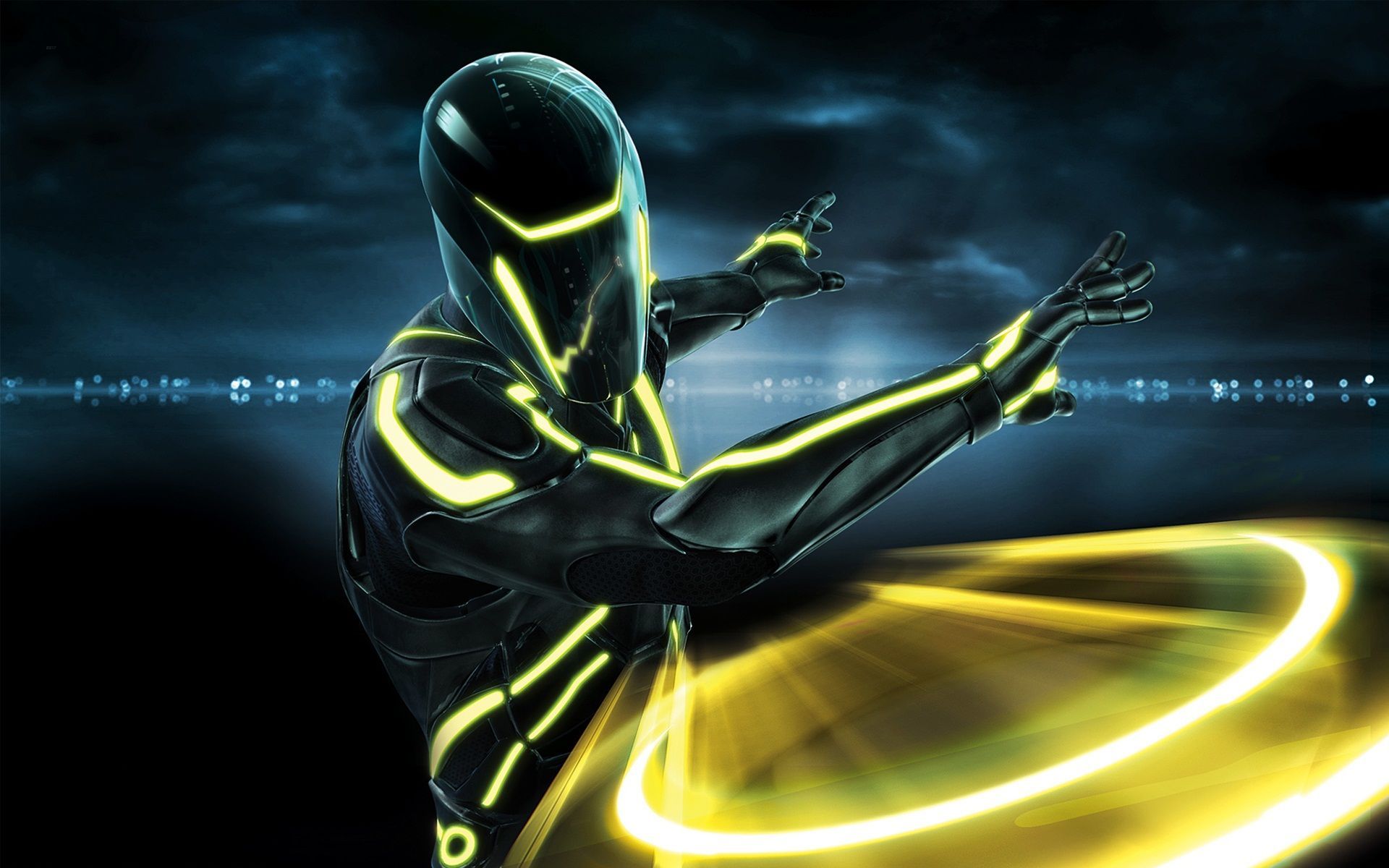 Fight for the Users. Tron evolution, Tron legacy, Tron
