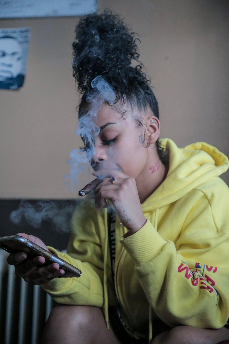 S3nsi Molly Wallpapers - Wallpaper Cave