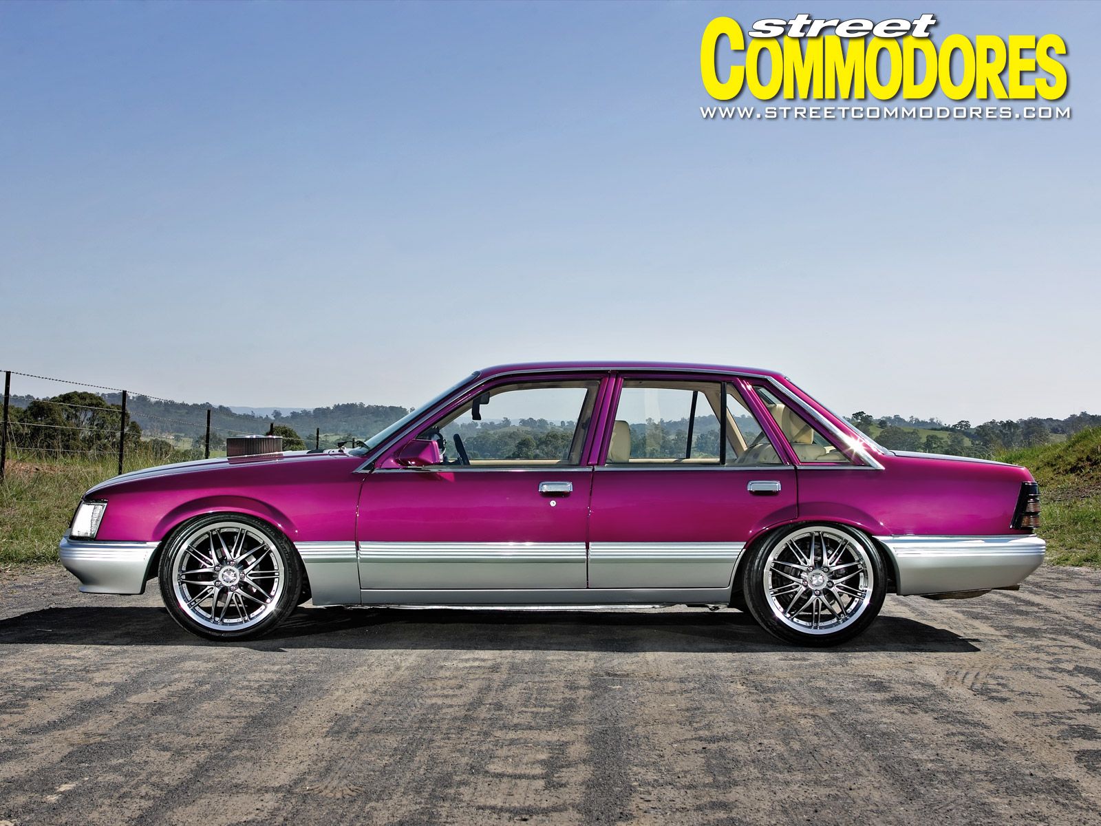 Holden Commodore Royale VK, photo, videos and more on TopWorldAuto