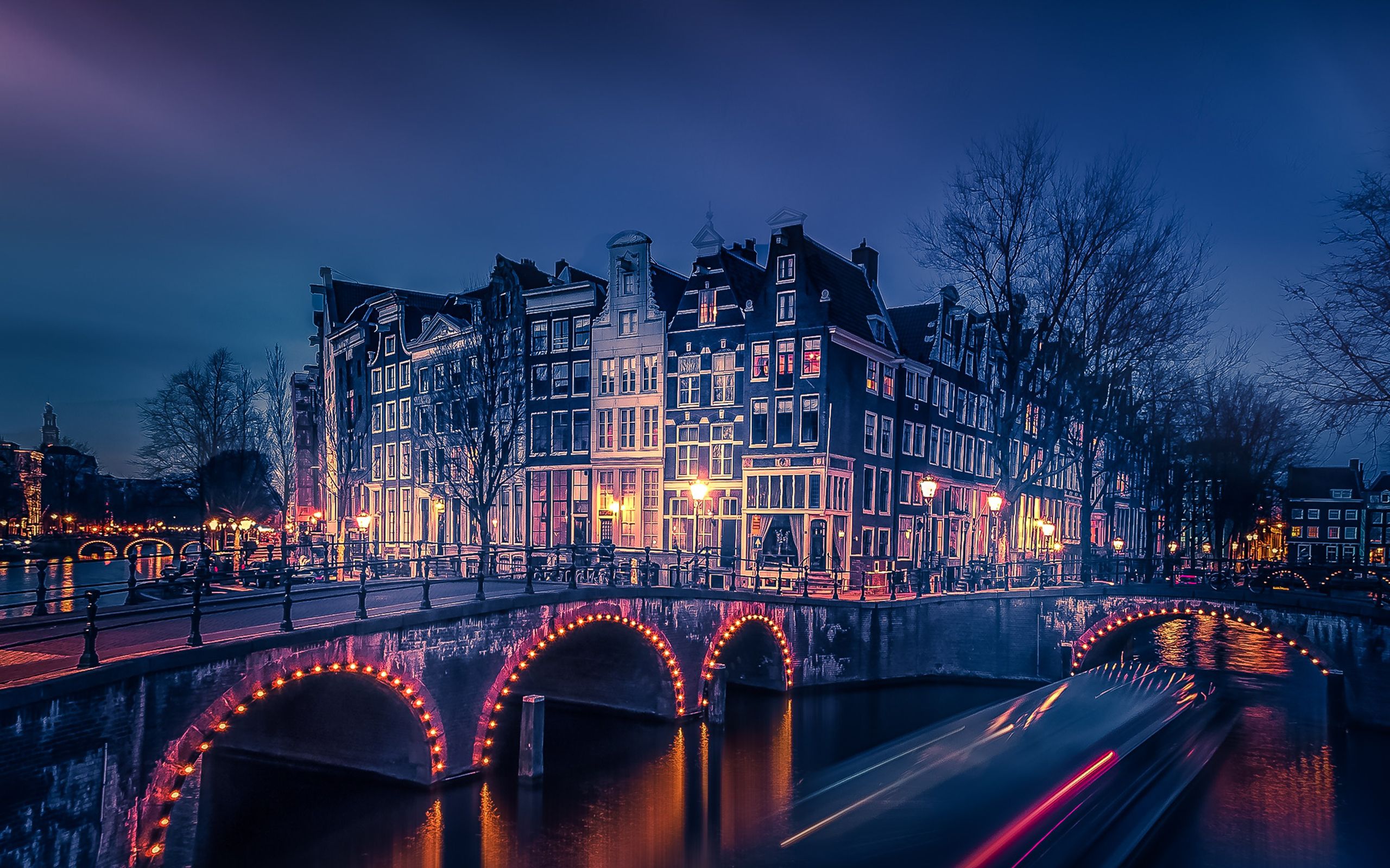 Amsterdam Night Cityscape Wallpaper