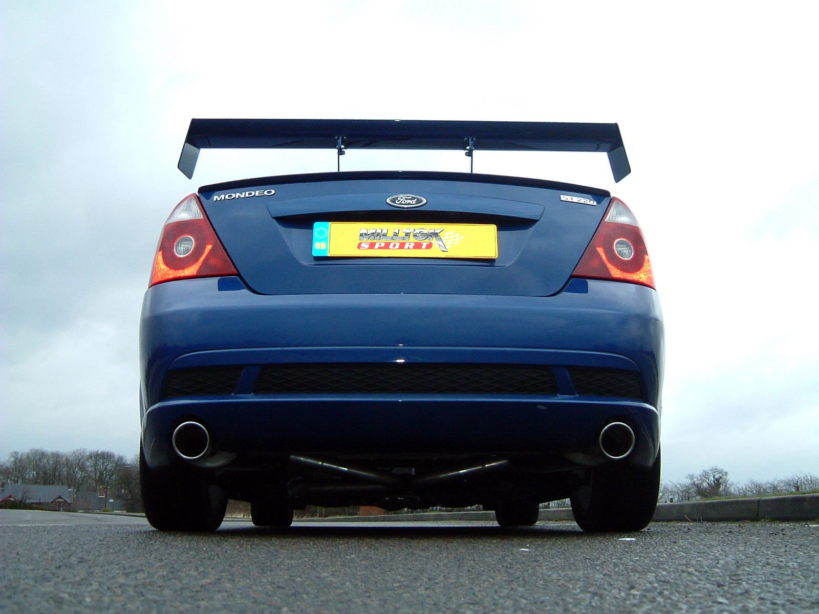 TopWorldAuto >> Photo of Ford Mondeo ST220