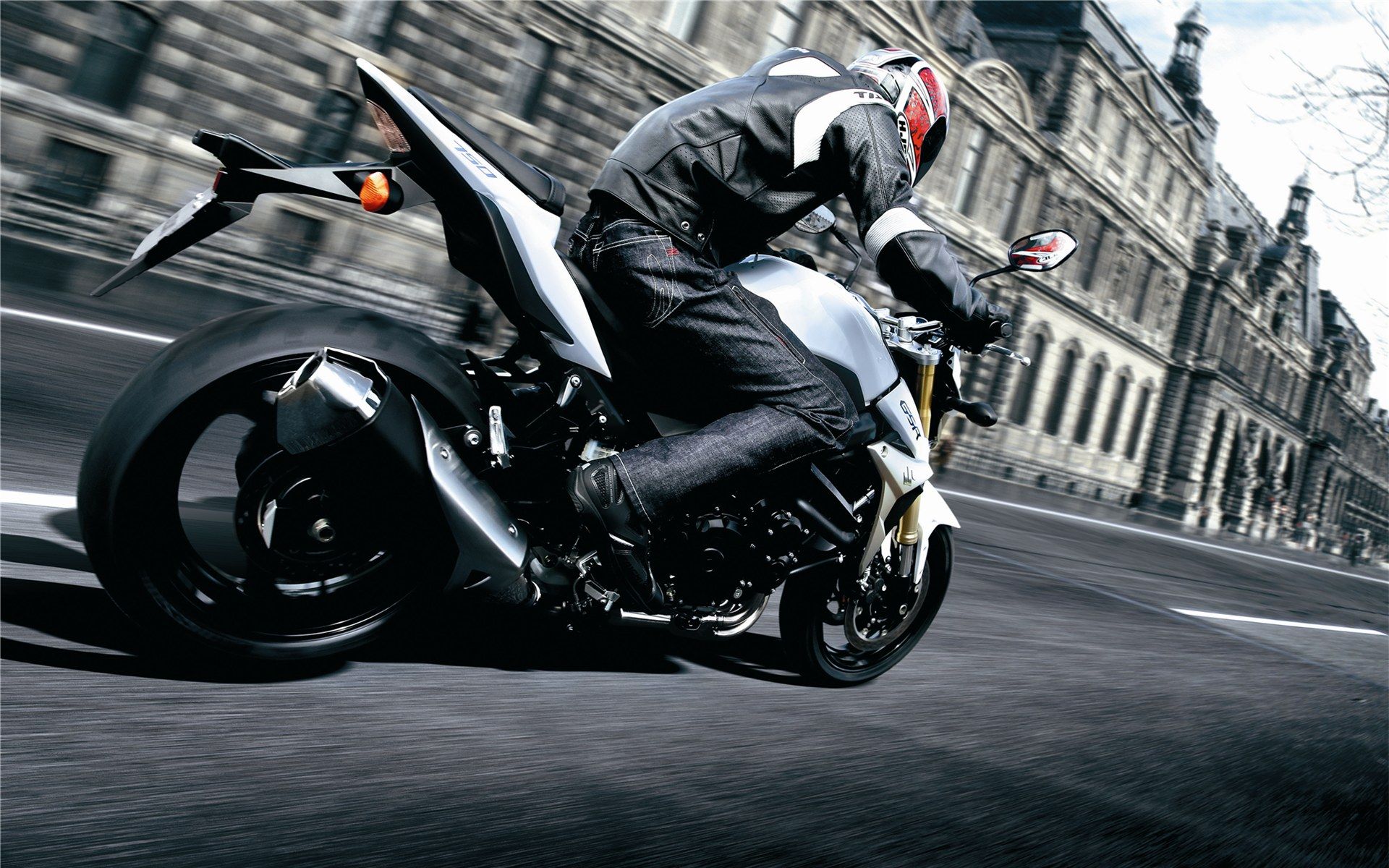 Suzuki Motorcycle Wallpapers - Wallpaper Cave