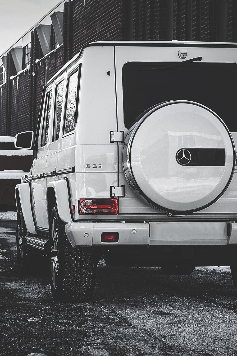 White G Wagon Wallpaper iPhone HD Wallpaper