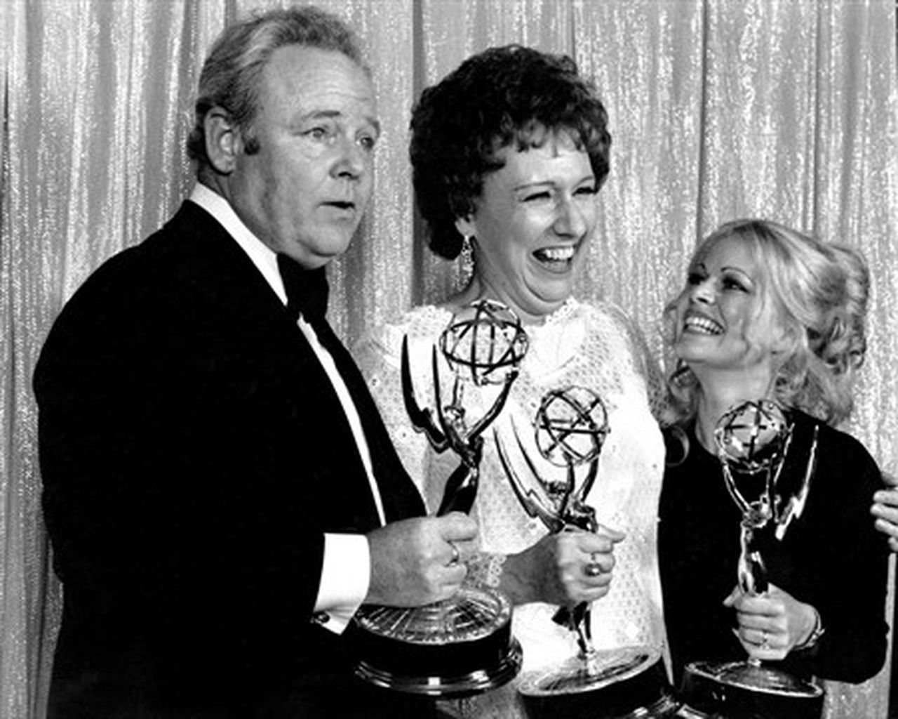 Jean Stapleton, TV's beloved Edith Bunker dies at 90 in NYC