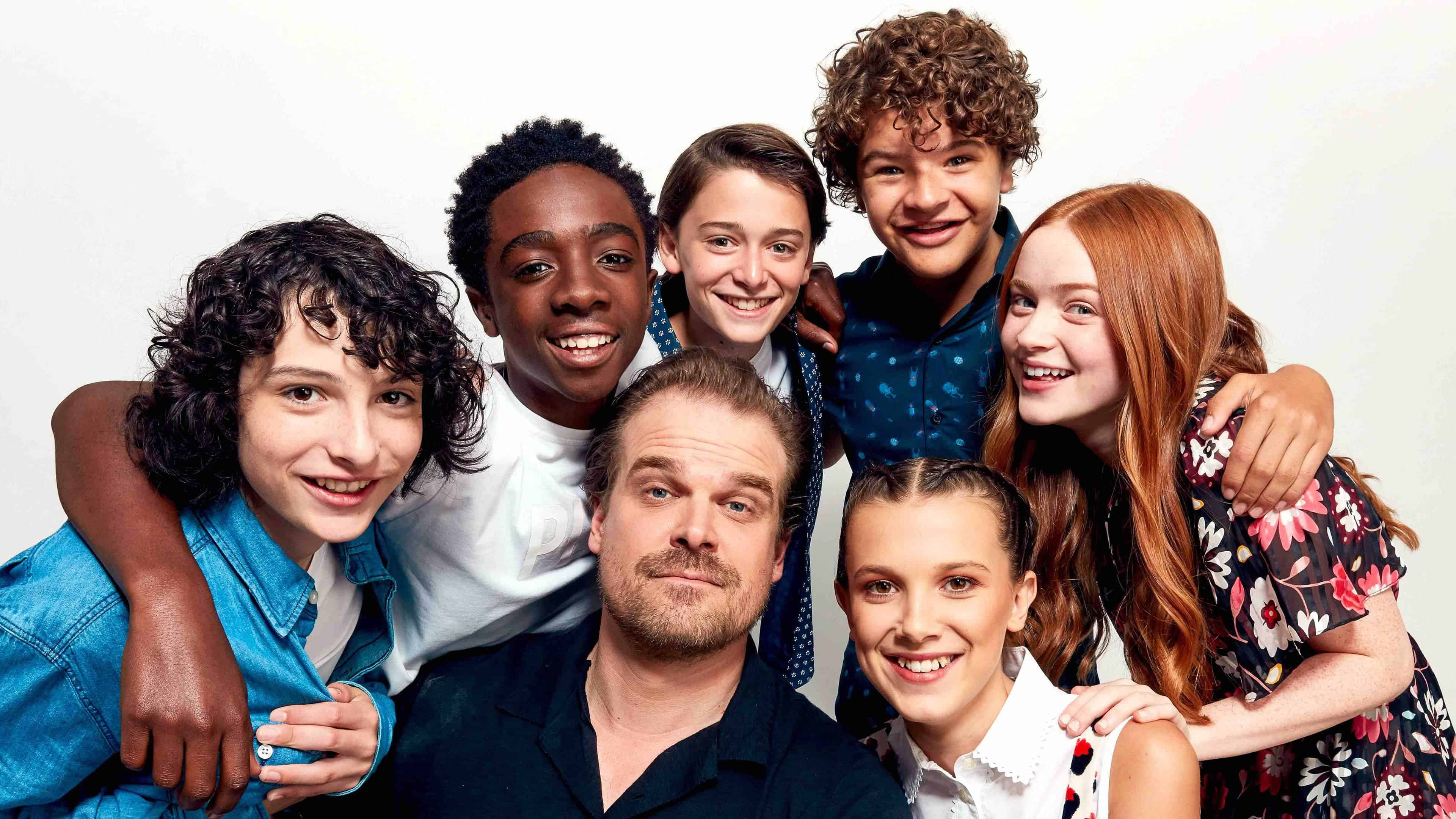 Stranger Things Cast Wallpaper