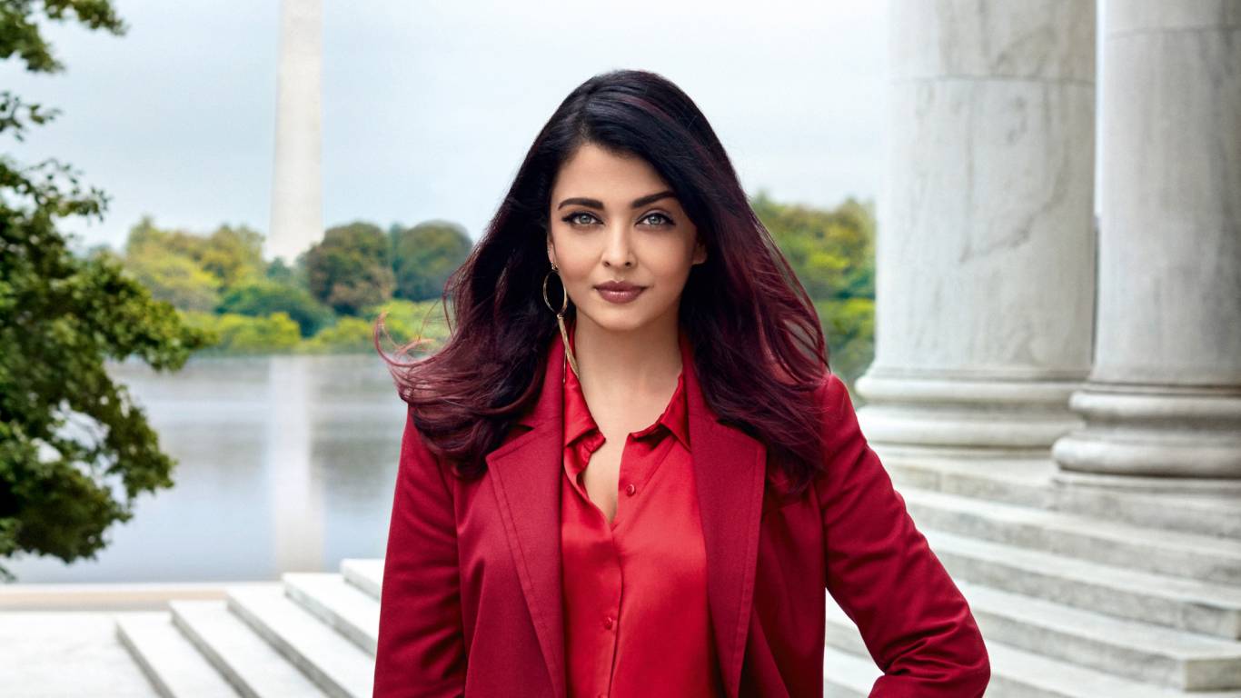 Aishwarya Rai Bachchan HD Wallpaper. Latest Aishwarya Rai Bachchan Wallpaper HD Free Download (1080p to 2K)