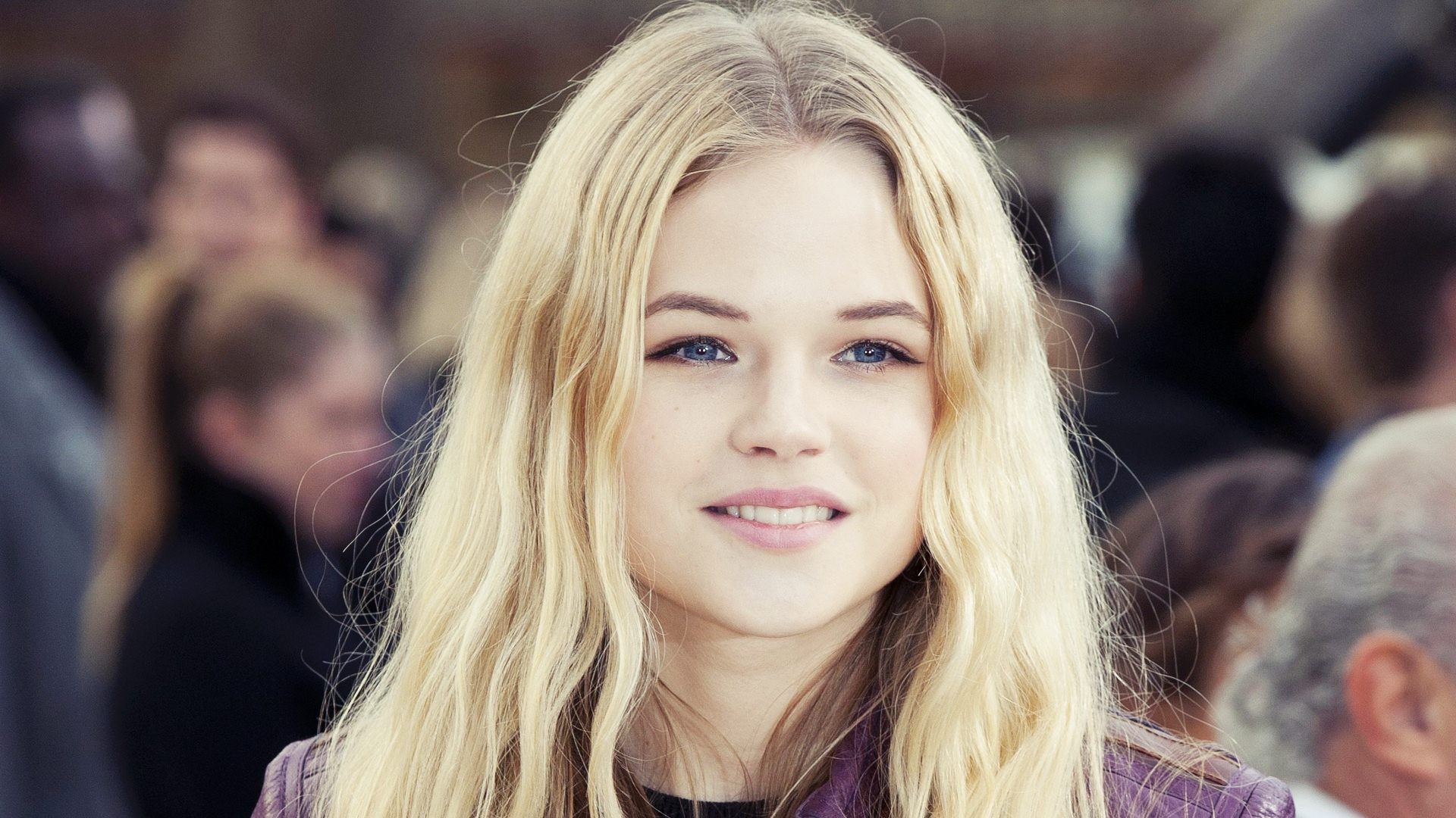 Gabriella Wilde Wallpapers - Wallpaper Cave