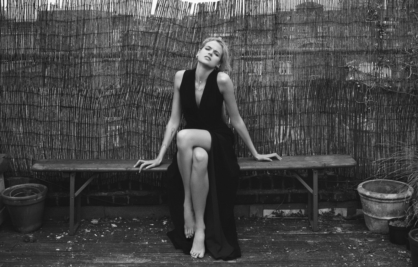 Wallpaper feet, dress, blonde, black and white, Gabriella Wilde image for desktop, section девушки