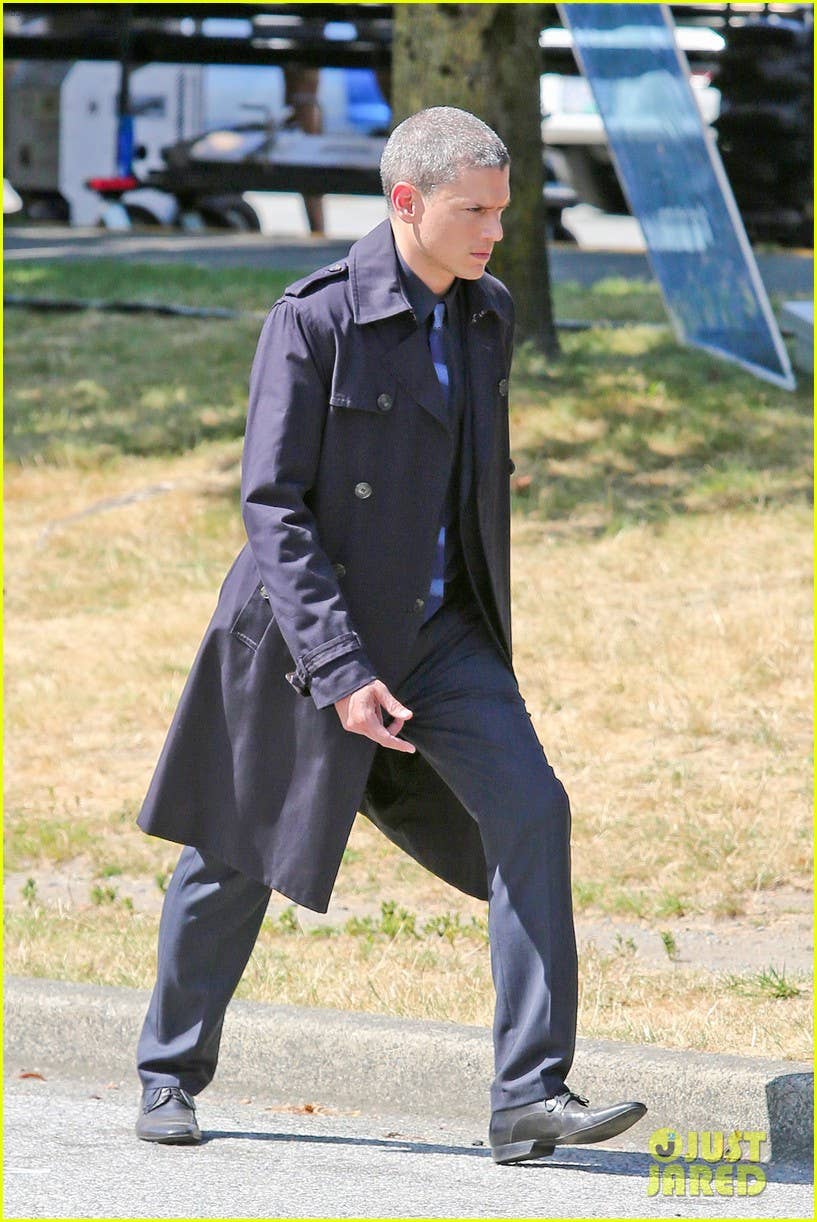 Here's our first look at Wentworth Miller as Leonard Snart (Captain Cold) on The Flash