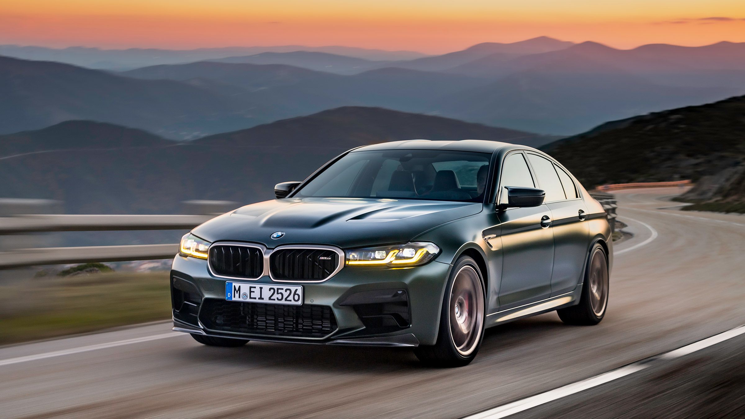 BMW M5 CS revealed
