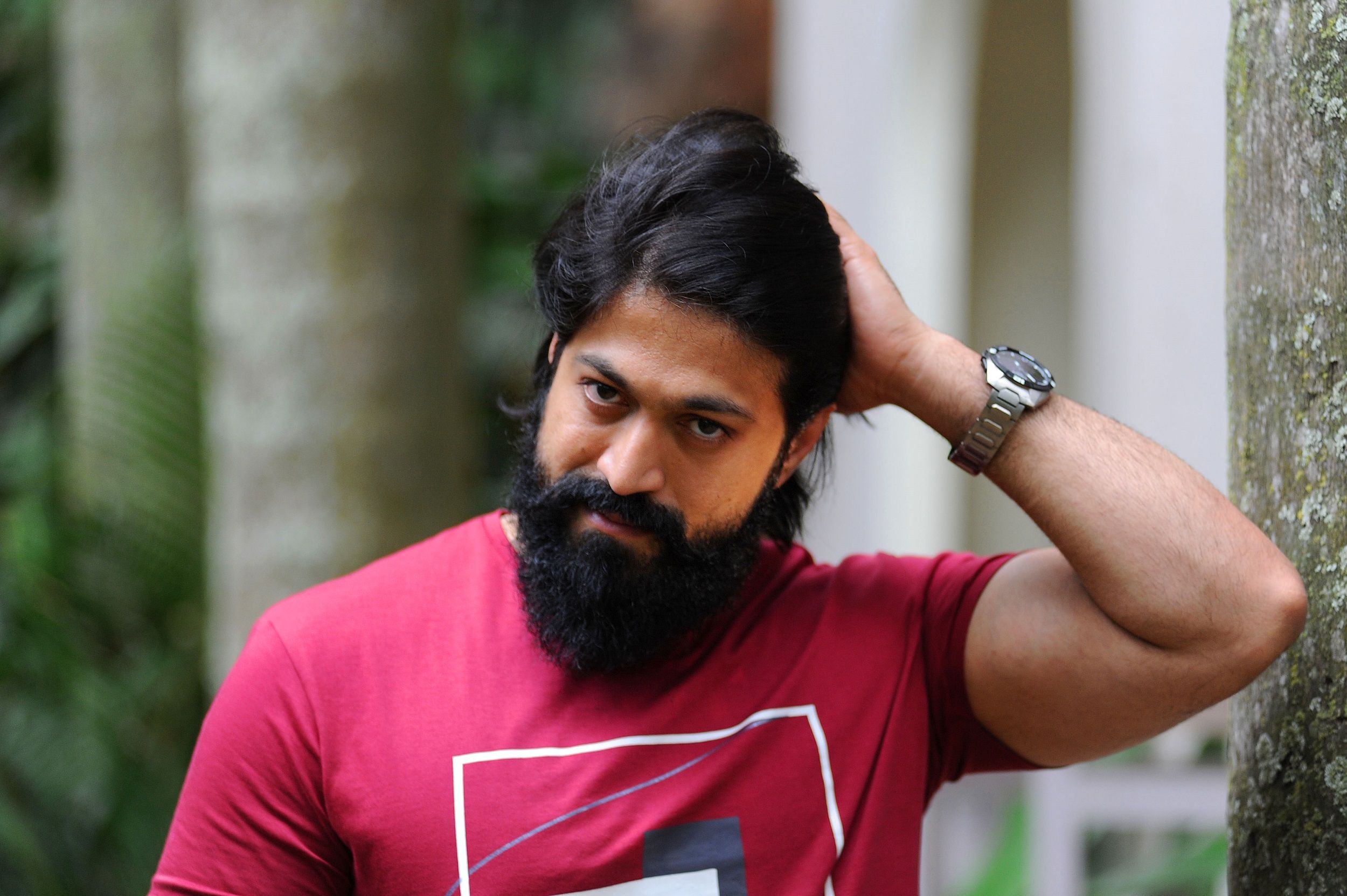 Yash says there is no question of 'KGF Chapter 2' skipping theatrical release