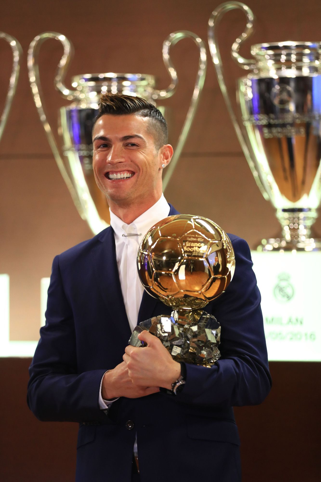 CR7 Cristiano Ronaldo Ballon D'Or 2016 ine. Ronaldo, Cristiano ronaldo, Christiano ronaldo