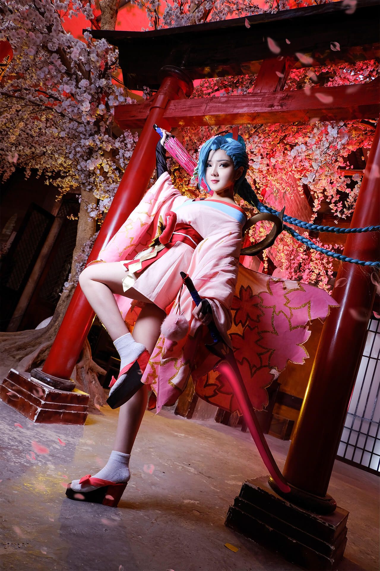Beautiful Sakura Fubuki Airi & Bloodthirst Ryoma Cosplays