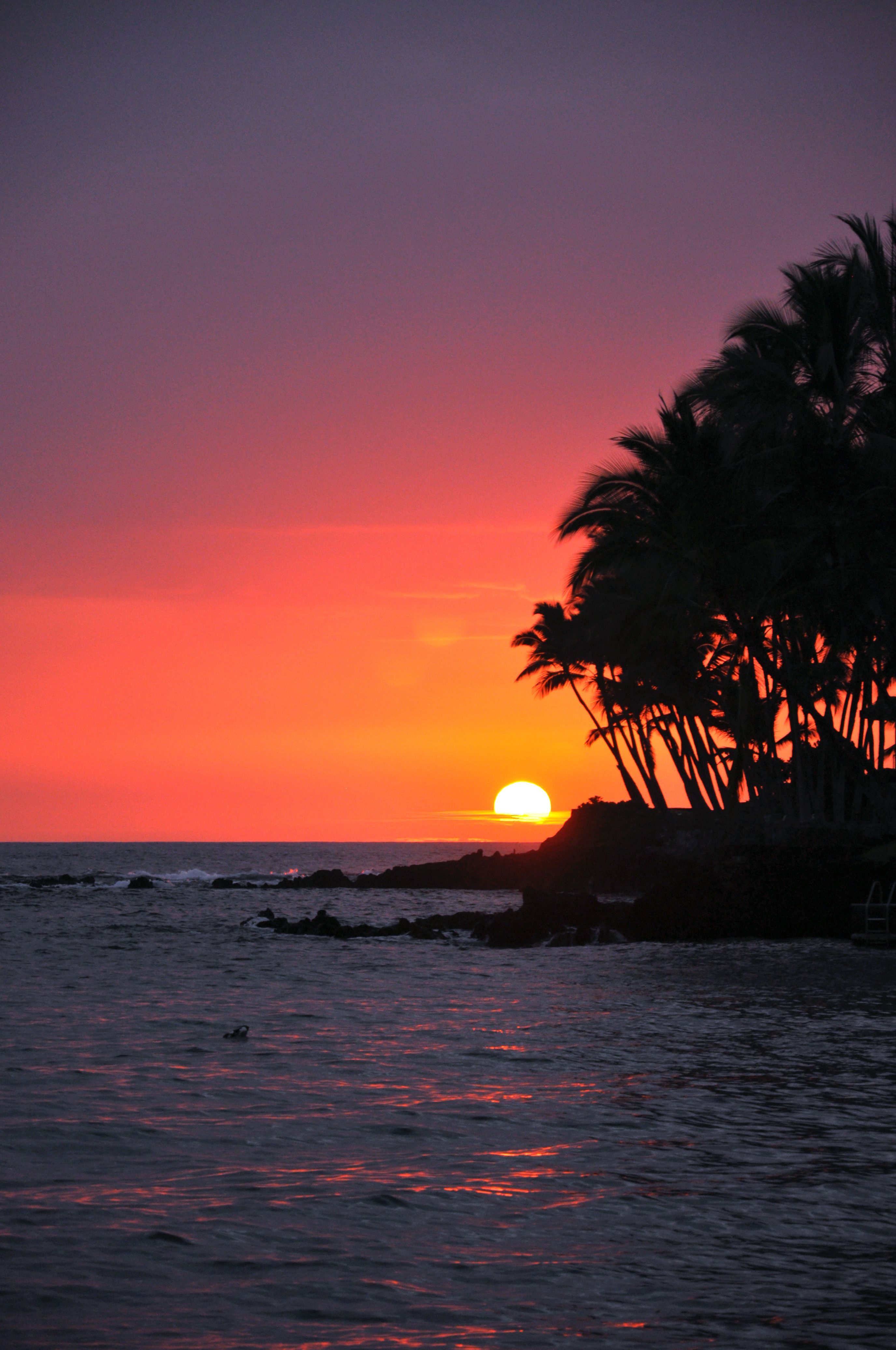 Big Island Sunset, Hawaii. Sunset iphone wallpaper, Sunset picture, iPhone wallpaper sky