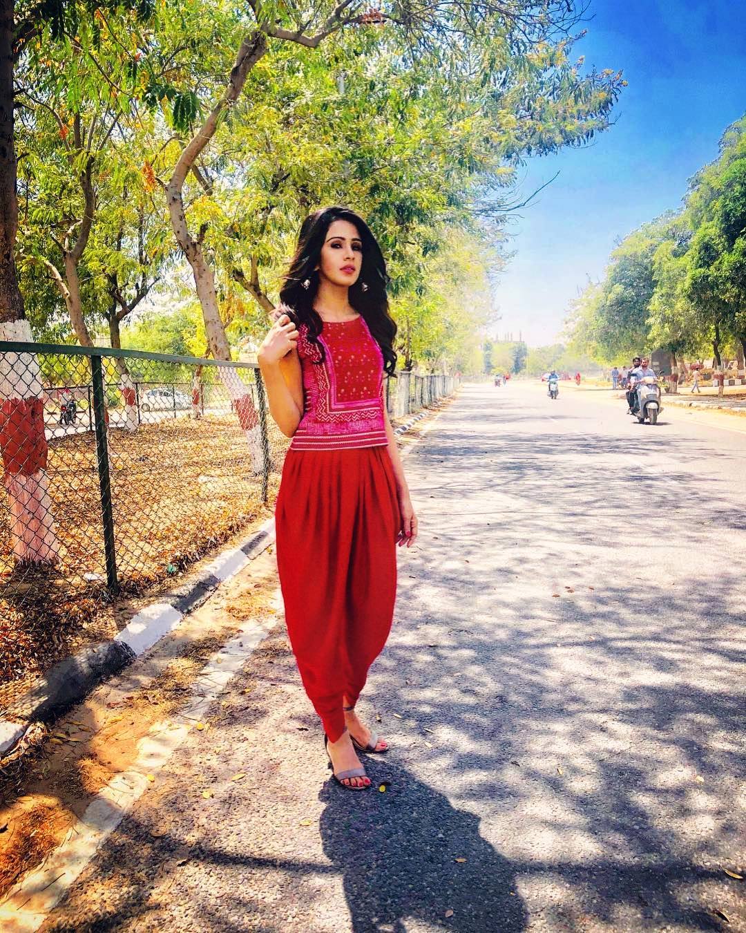 Fenil Umrigar's Feet << wikiFeet