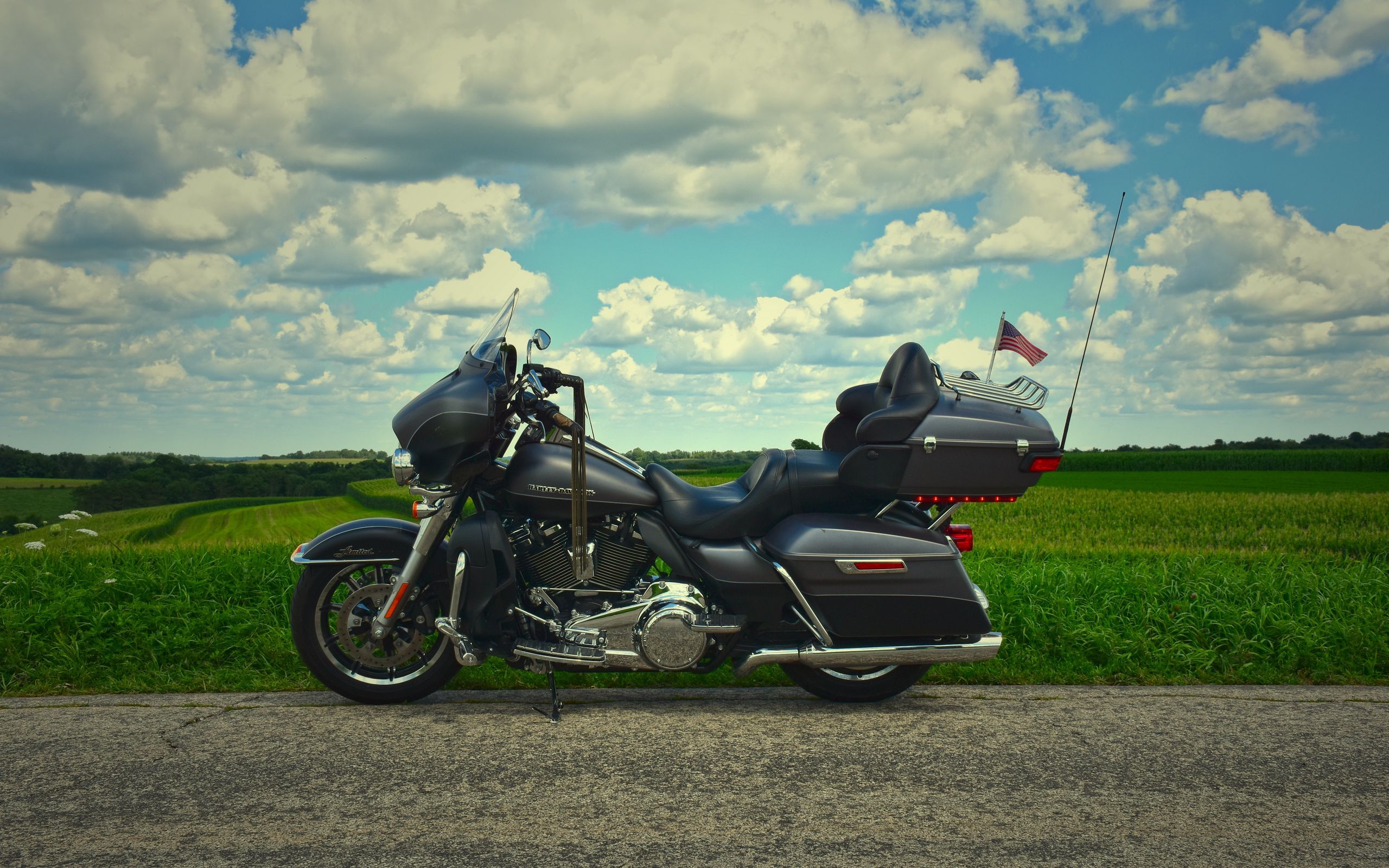 Download Wallpaper 2560x1600 Harley Davidson, Bike, Motorcycle, Travel, Road, Clouds Widescreen 16:10 HD Background