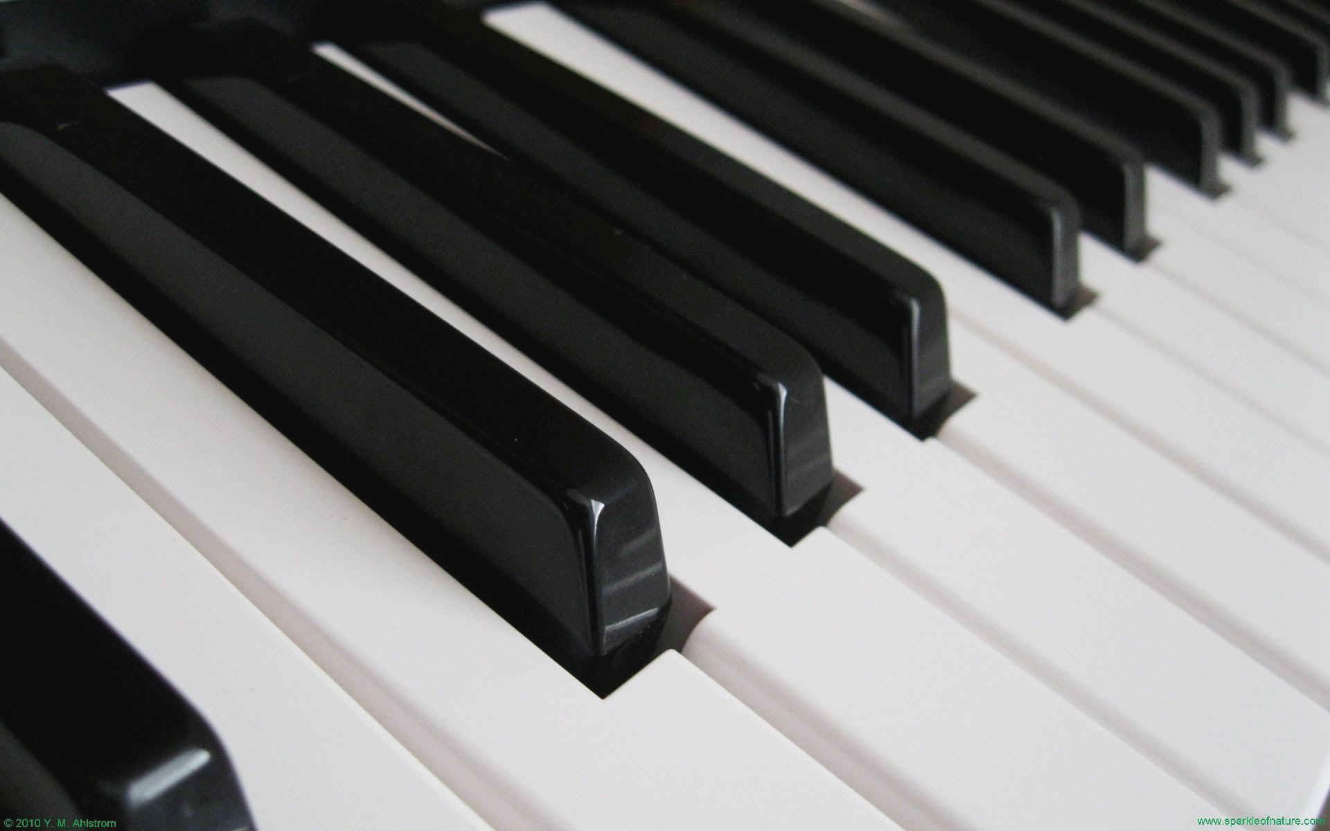 Piano Keys wallpaper HD. Free desktop wallpaper, Piano, Cool wallpaper