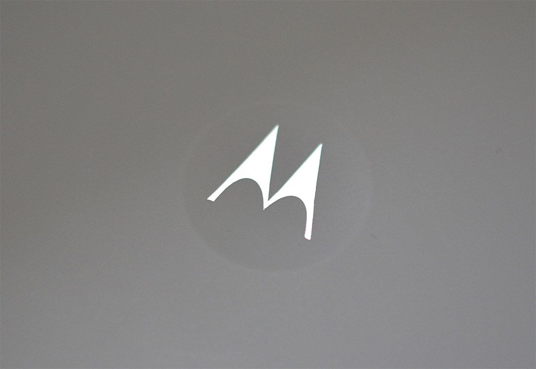 Motorola Wallpaper White