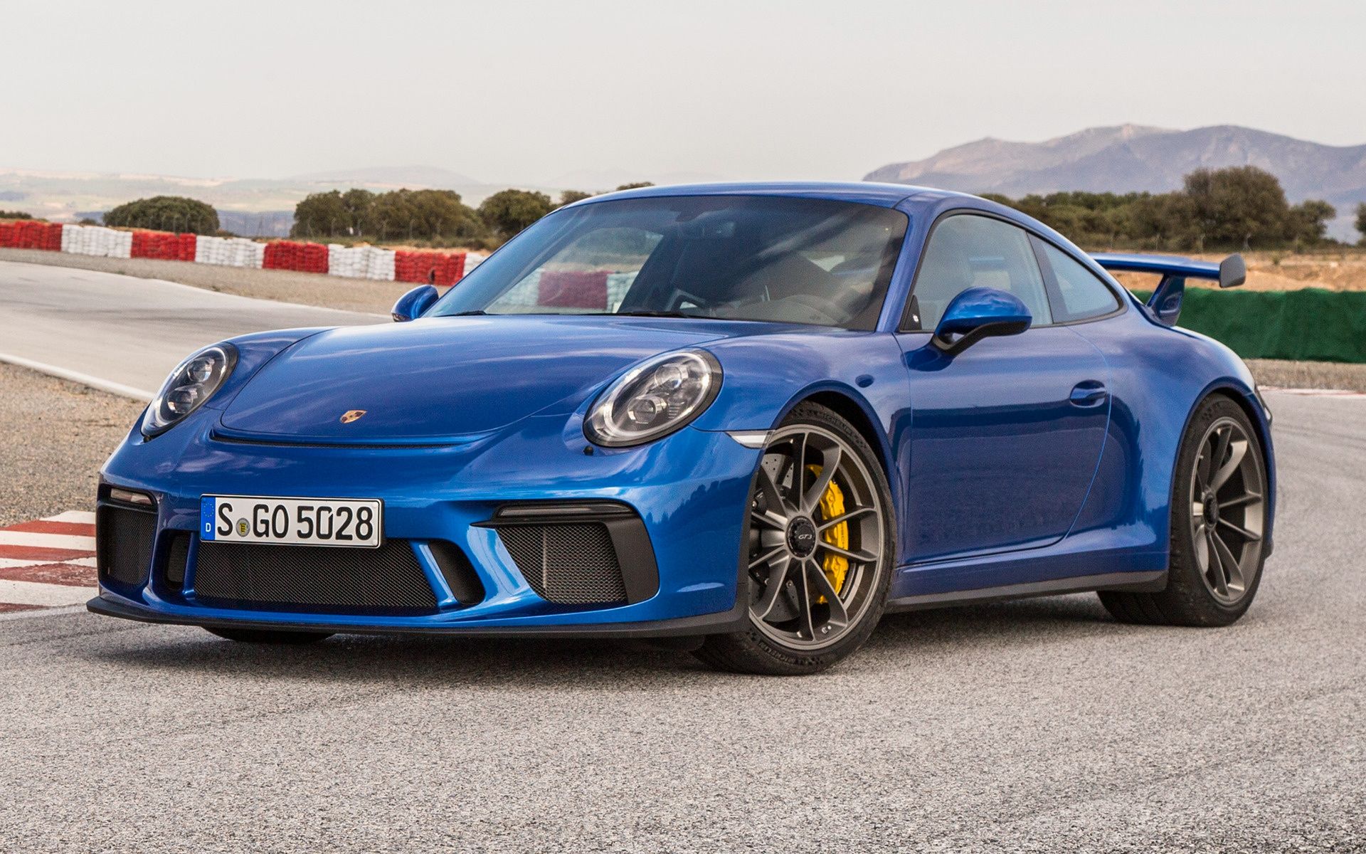 Porsche 911 Gt3 Touring HD Wallpaper