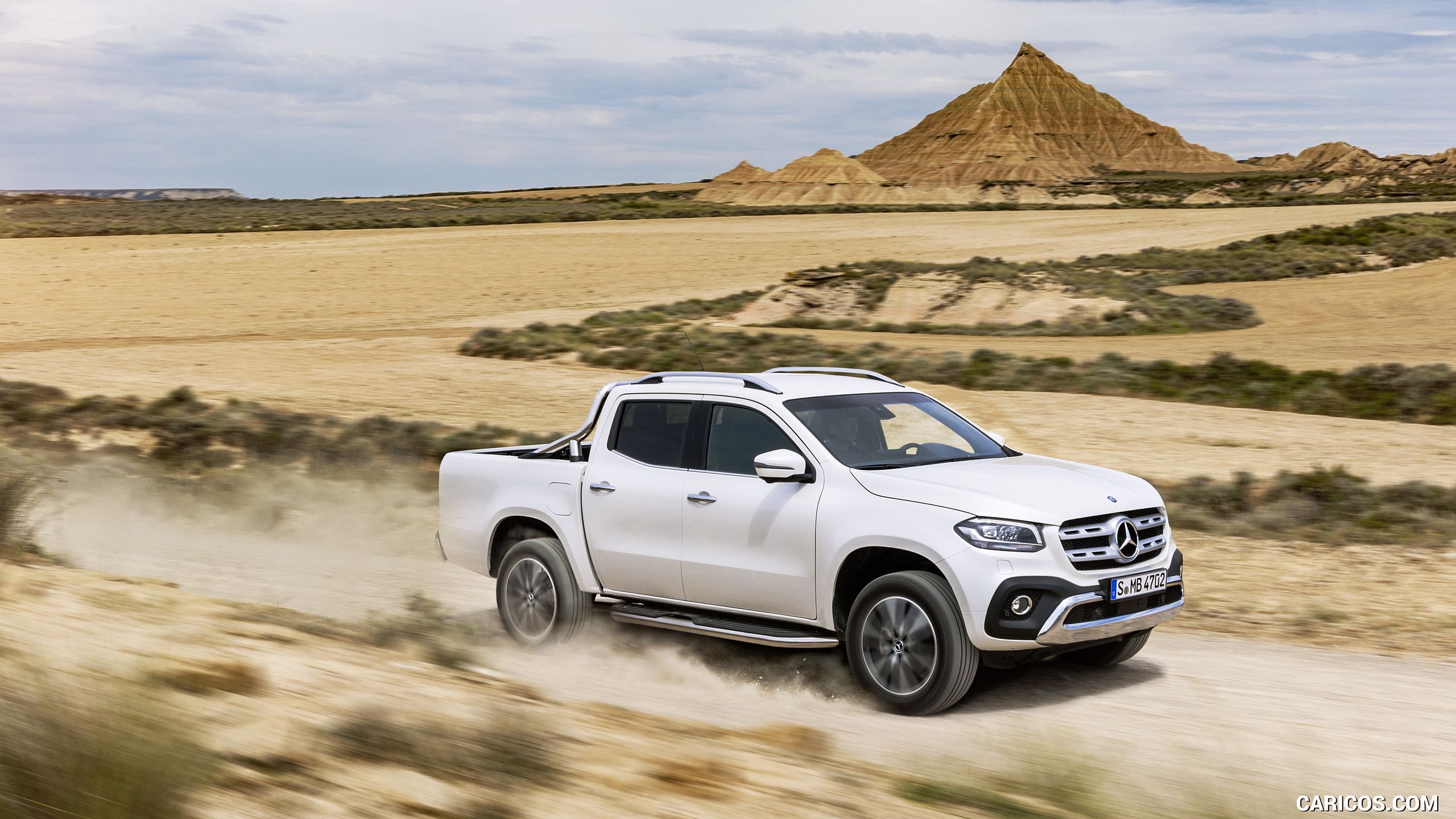 Mercedes Benz X Class Pickup Line POWER (Color: Bering White Metallic) Three Quarter. HD Wallpaper