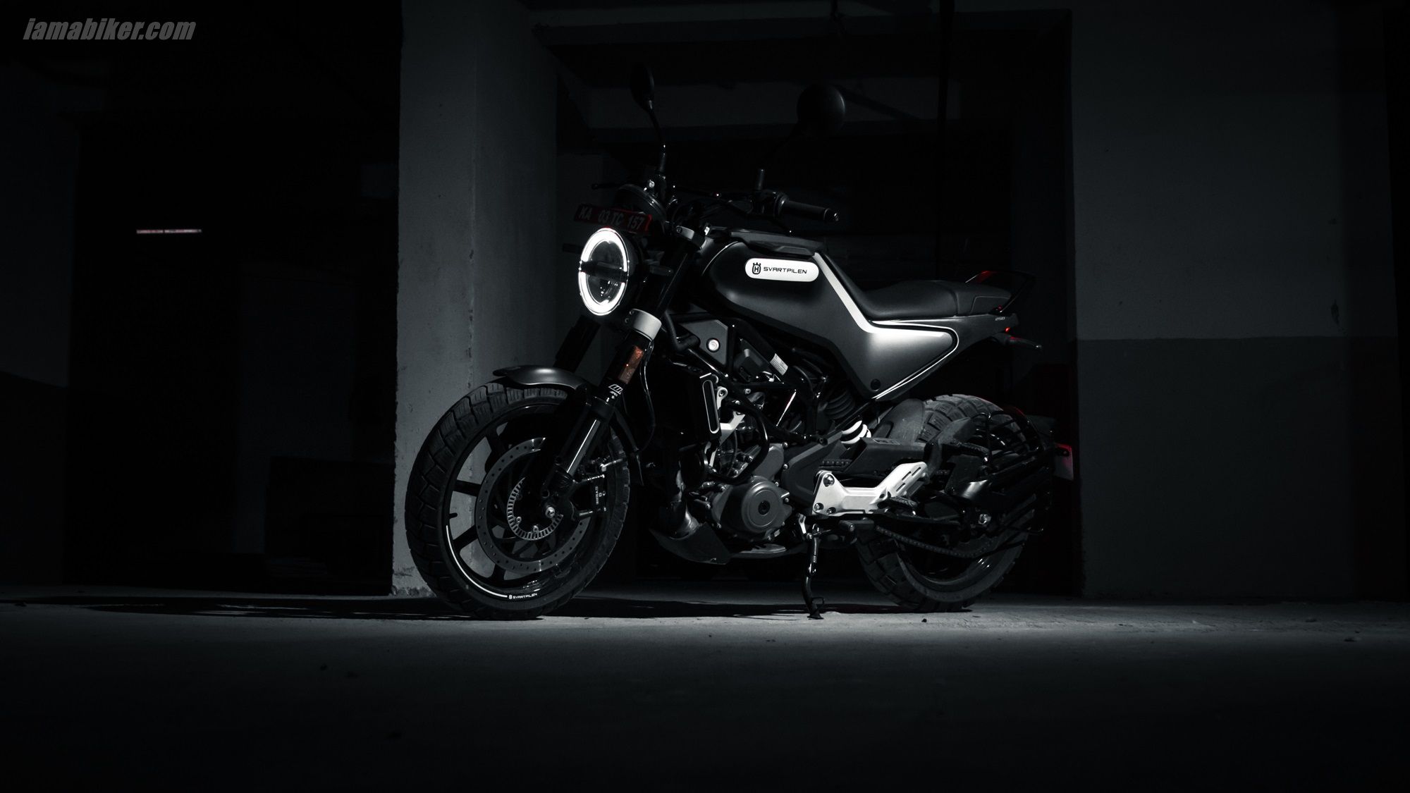 Husqvarna Svartpilen 250 HD wallpaper. IAMABIKER Motorcycle!