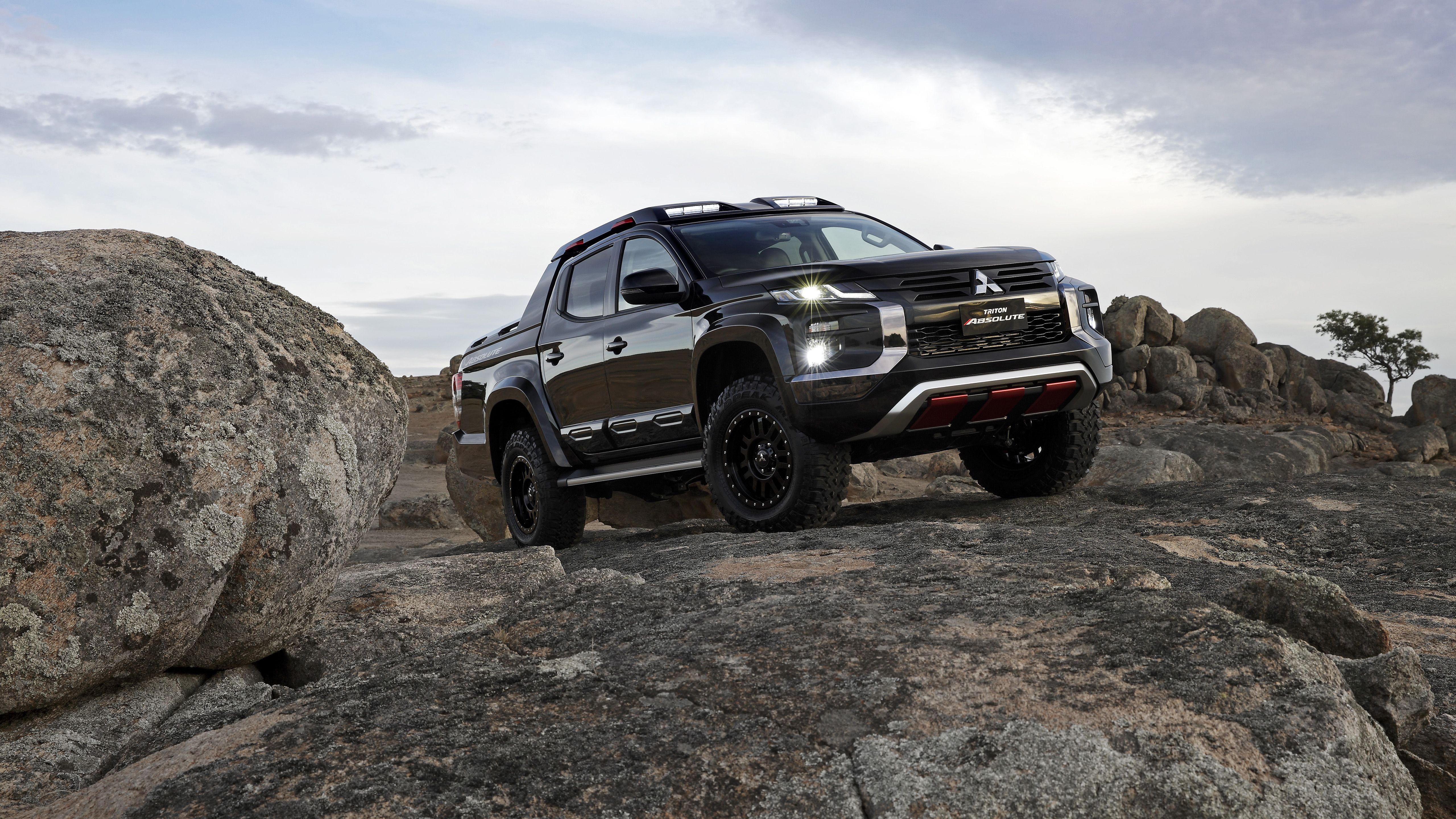 Mitsubishi Triton Wallpaper