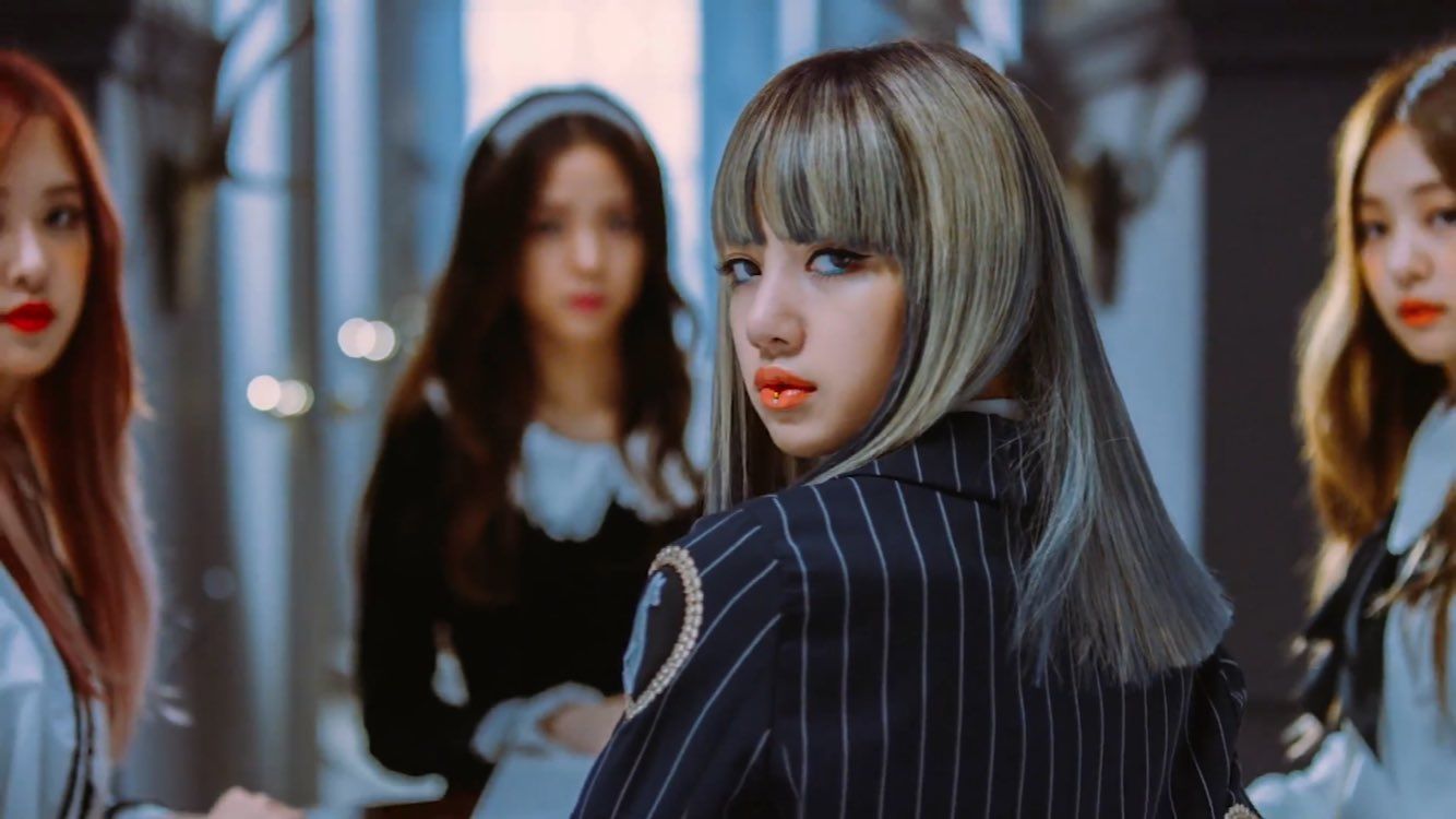 FL⁰³²⁷ on Twitter. Lisa blackpink wallpaper, Best wallpaper hd, Wallpaper pc