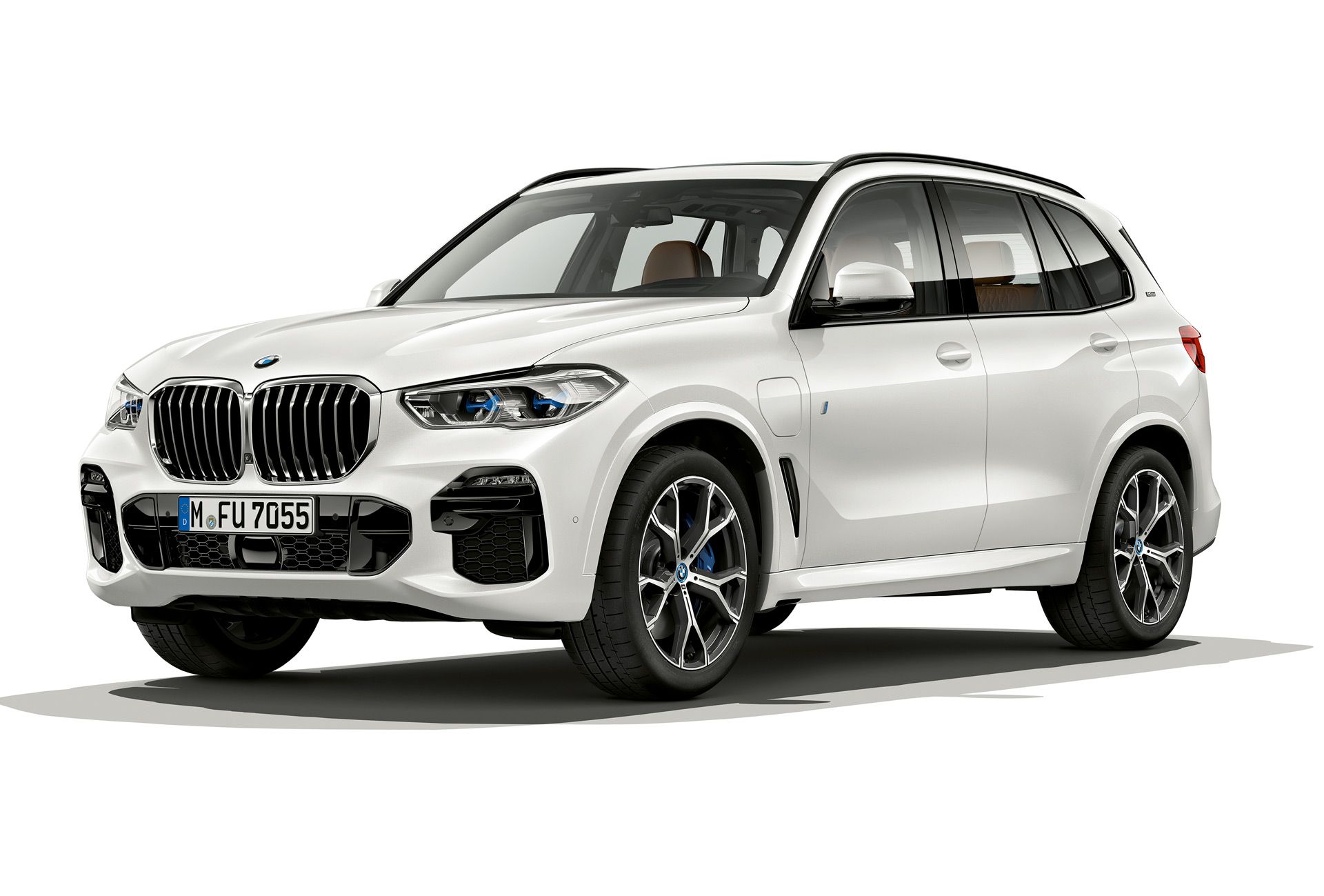 BMW X5 XDrive45e Plug In Hybrid Will Have More Range, 6 Cylinders