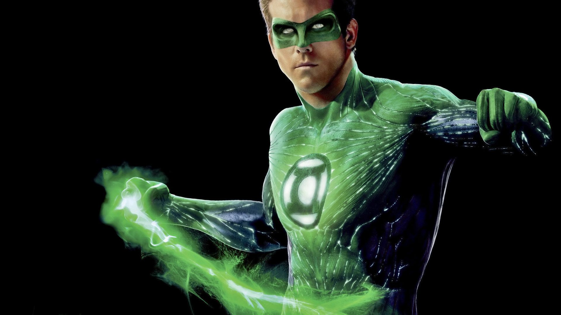 Discussion: I for one actually liked the Green Lantern suit. The idea.. They just shouldn't have gone so skin tight. Maybe add texture to the blacks., DC_Cinematic