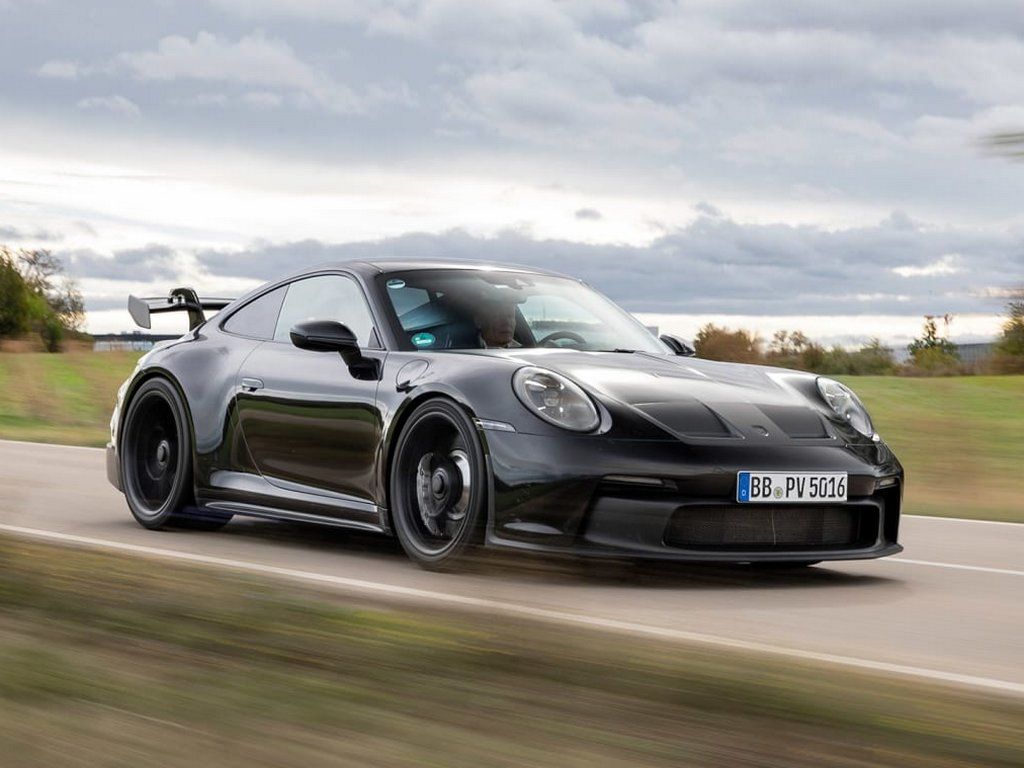 Porsche 911 GT3 Specs Announced, Glorious NA Flat 6 Retained