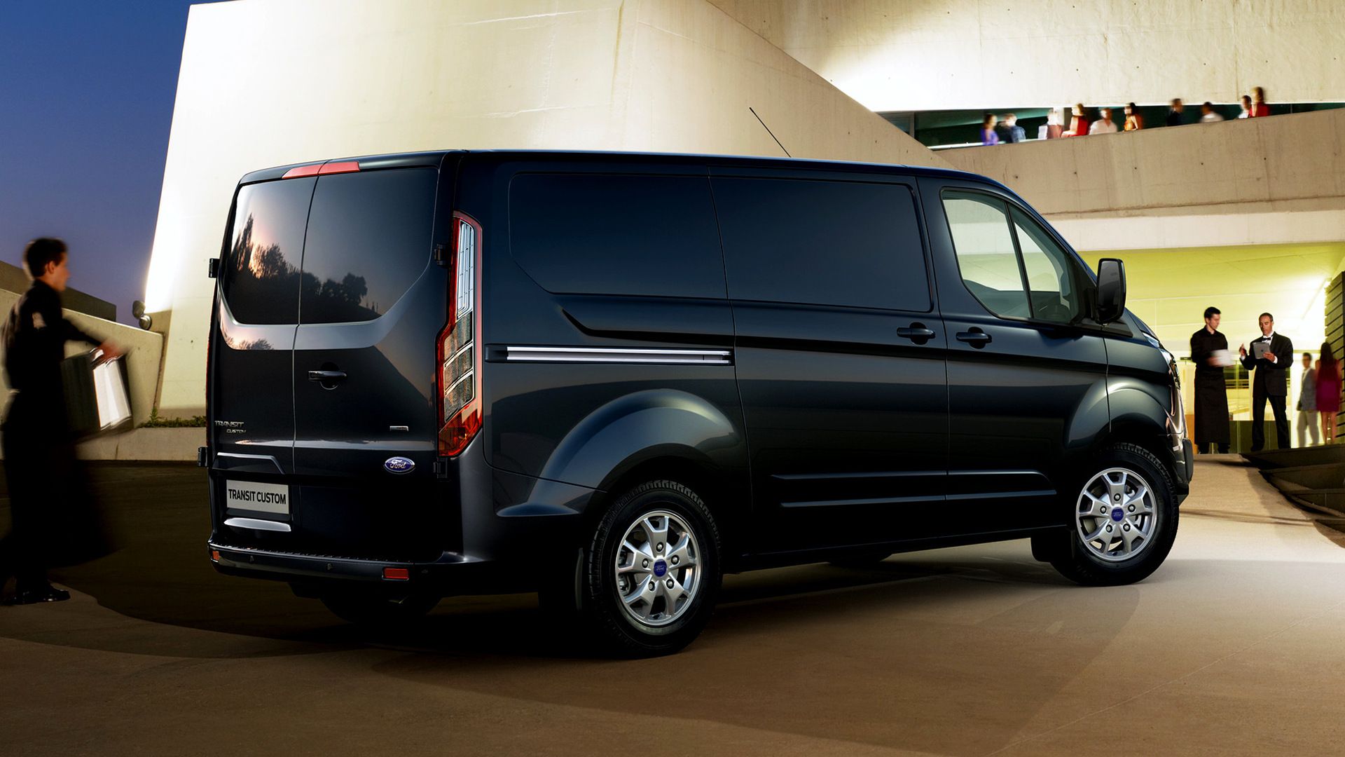 Ford Transit Custom and HD Image