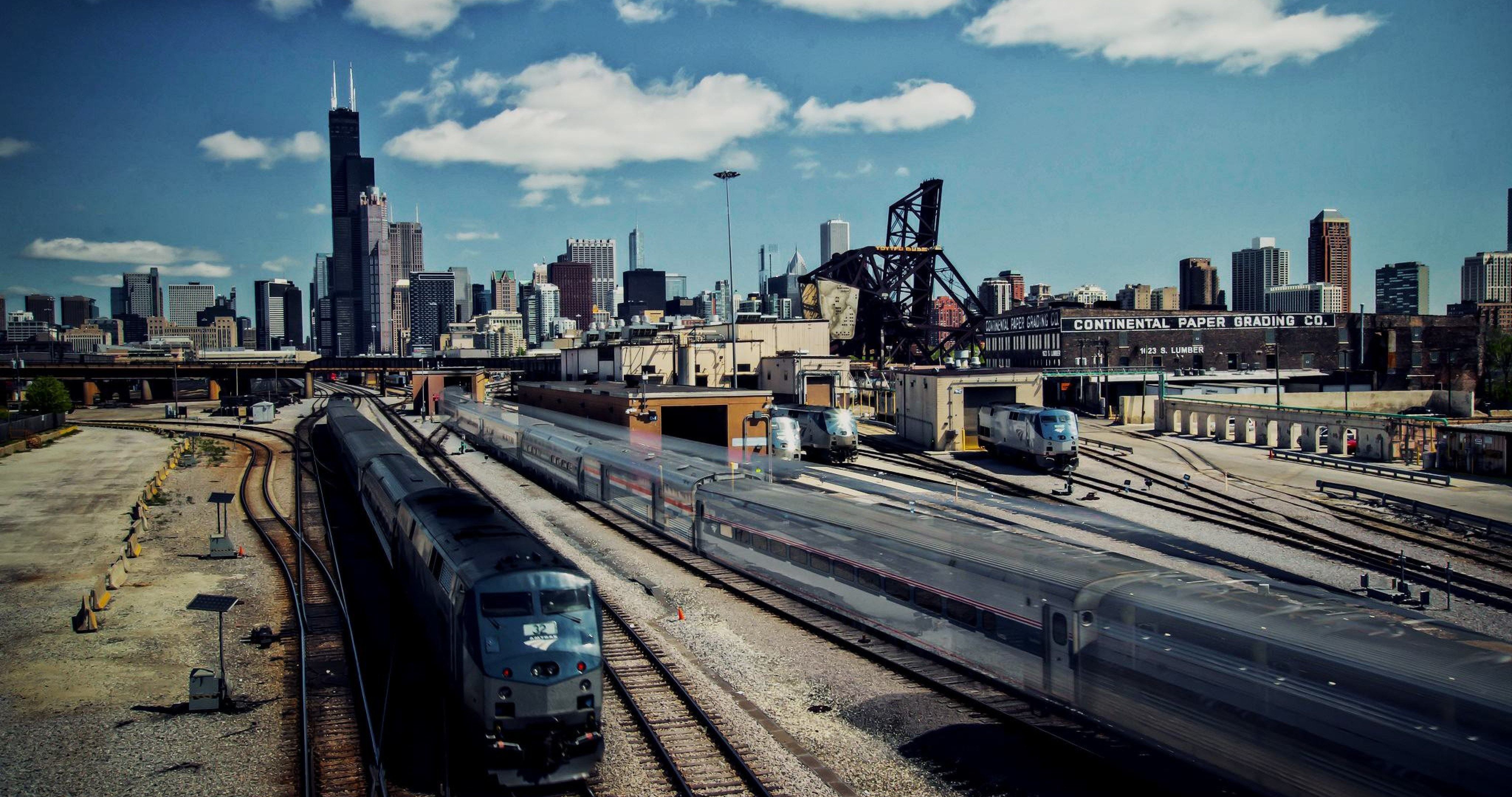 chicago illinois train 4k ultra HD wallpaper. Chicago illinois, Skyscraper, Picture chicago