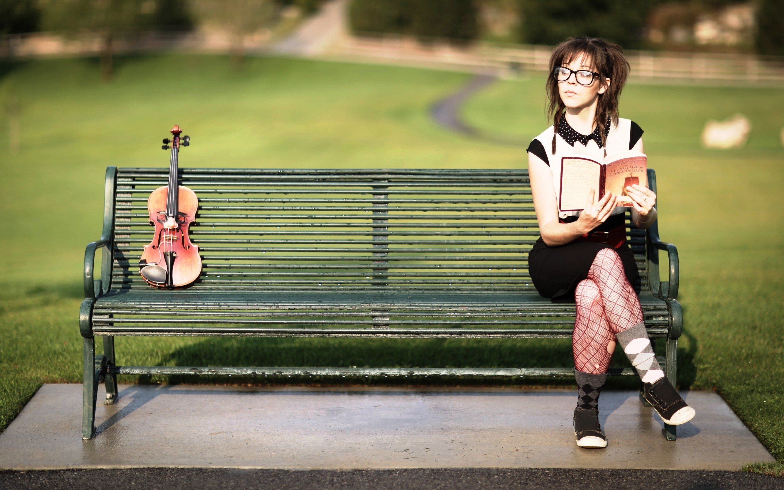 Lindsey Stirling, Women, Violin, Glasses, Women with glasses, Stockings, Bench, Women outdoors, Books, Depth of field HD Wallpaper / Desktop and Mobile Image & Photo