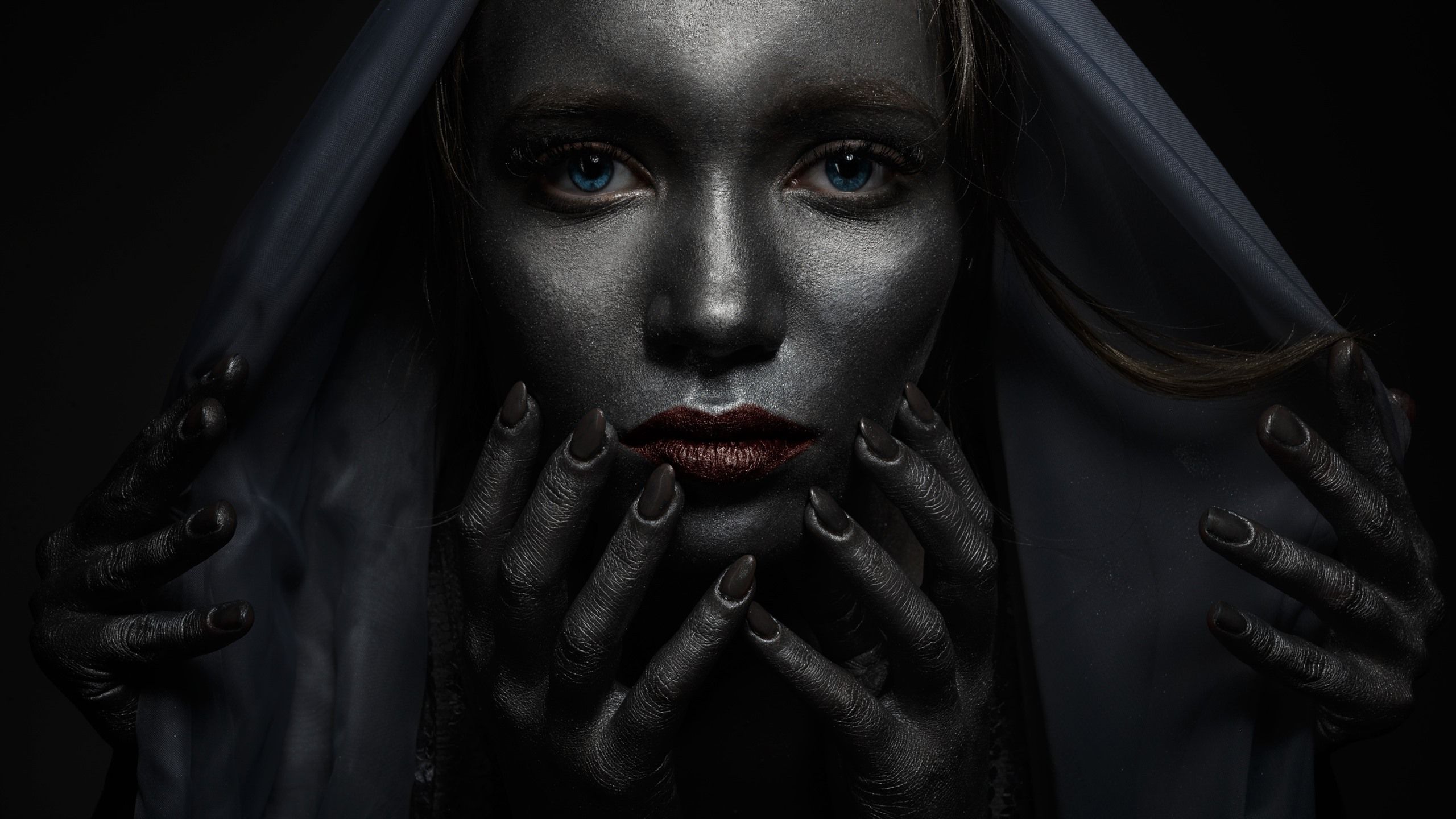 Wallpaper Blue eyes girl, darkness, many hands, horror 2560x1440 QHD Picture, Image