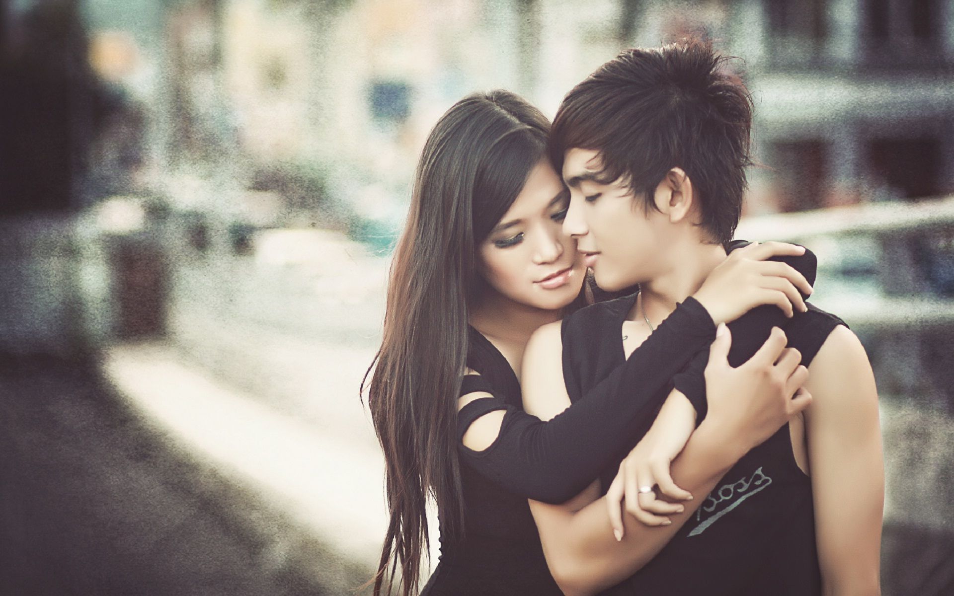 Teenager Couple Hug And Romantic Mood Wallpaper Love Hug Day