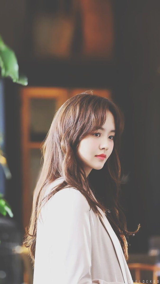 ⊏ Tobelocked ⊐ [K ACTRESS] Kim So Hyun Lockscreens Wallpaper # Kimsohyun #LoveAlarm #TaleofNokDu #requests