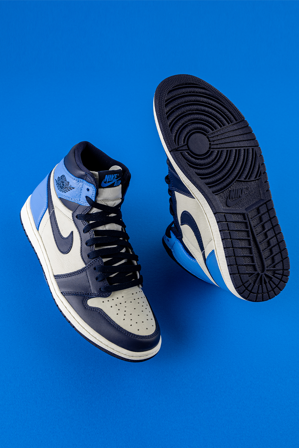 Air Jordan 1 Retro High OG Obsidian University Blue 140 In 2020. Black Nike Shoes, Jordan Shoes Girls, Nike Air Shoes