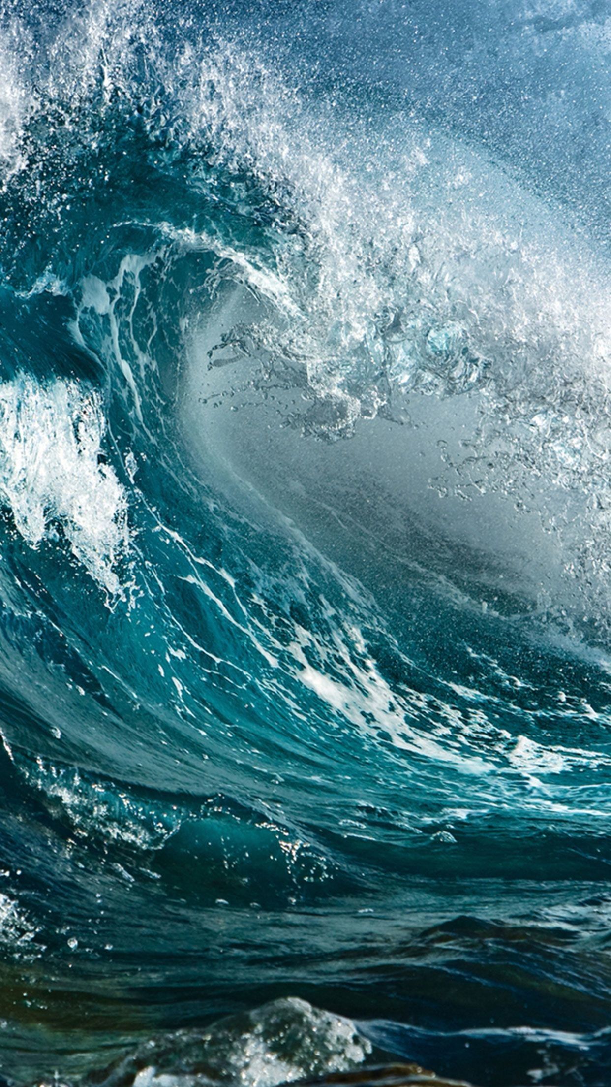 iPhone Wallpaper Waves Crashing