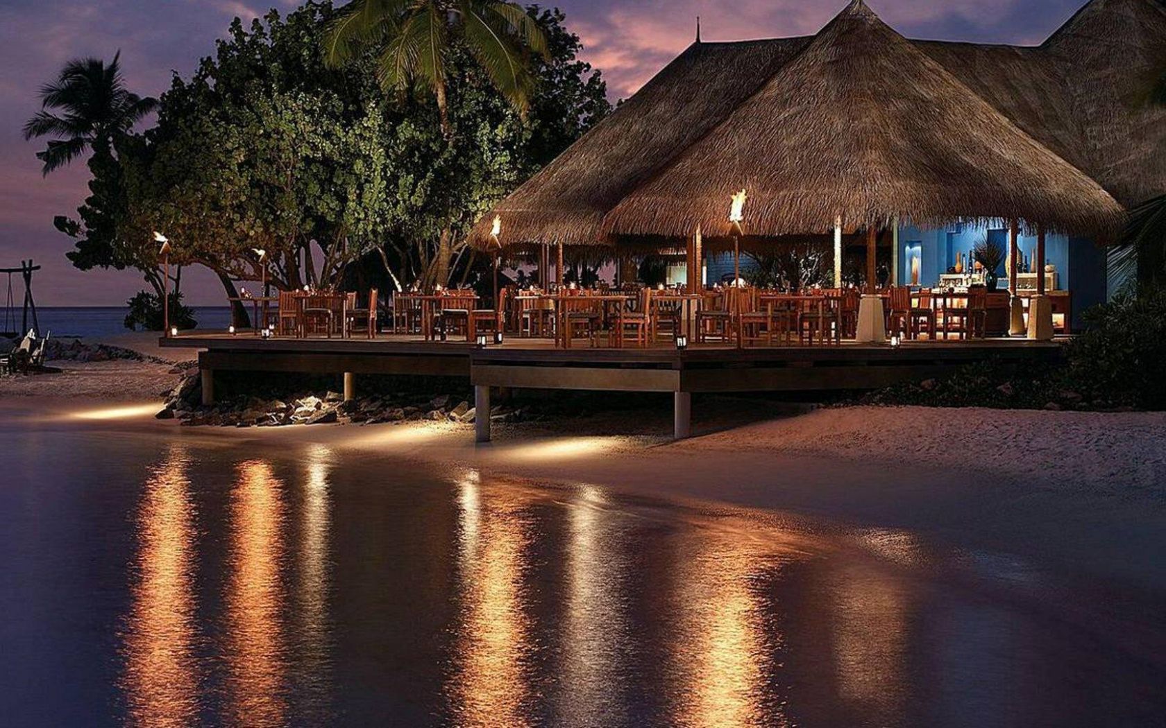 Free download Luxury Resort At Night HD Wallpaper List [1920x1080] for your Desktop, Mobile & Tablet. Explore Resort Wallpaper. Beach Resort Wallpaper, Wallpaper Jamaica Beaches, Tropical Resort Wallpaper