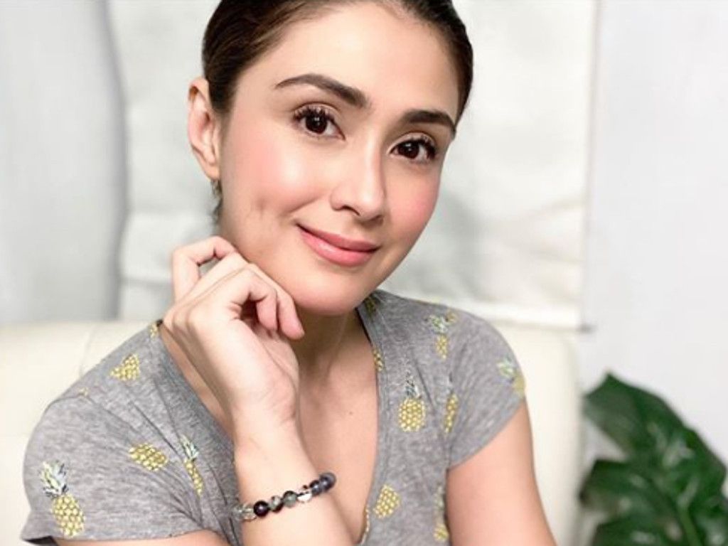 Carla Abellana calls for adoption of dogs in city pounds